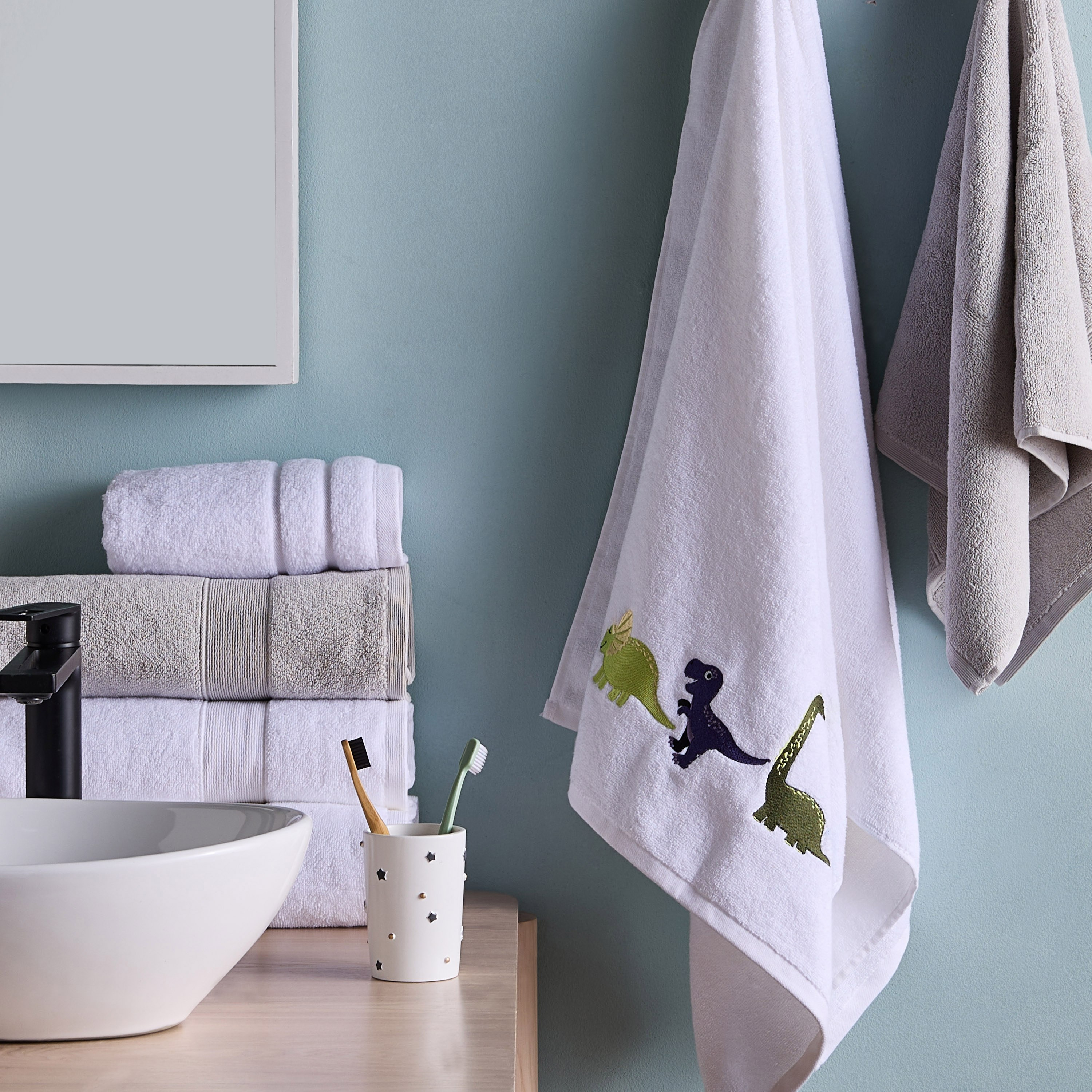 Nigel Cotton Bath Towel - 70x140 cm-kids-bathandstorage-bath-towels-image-4
