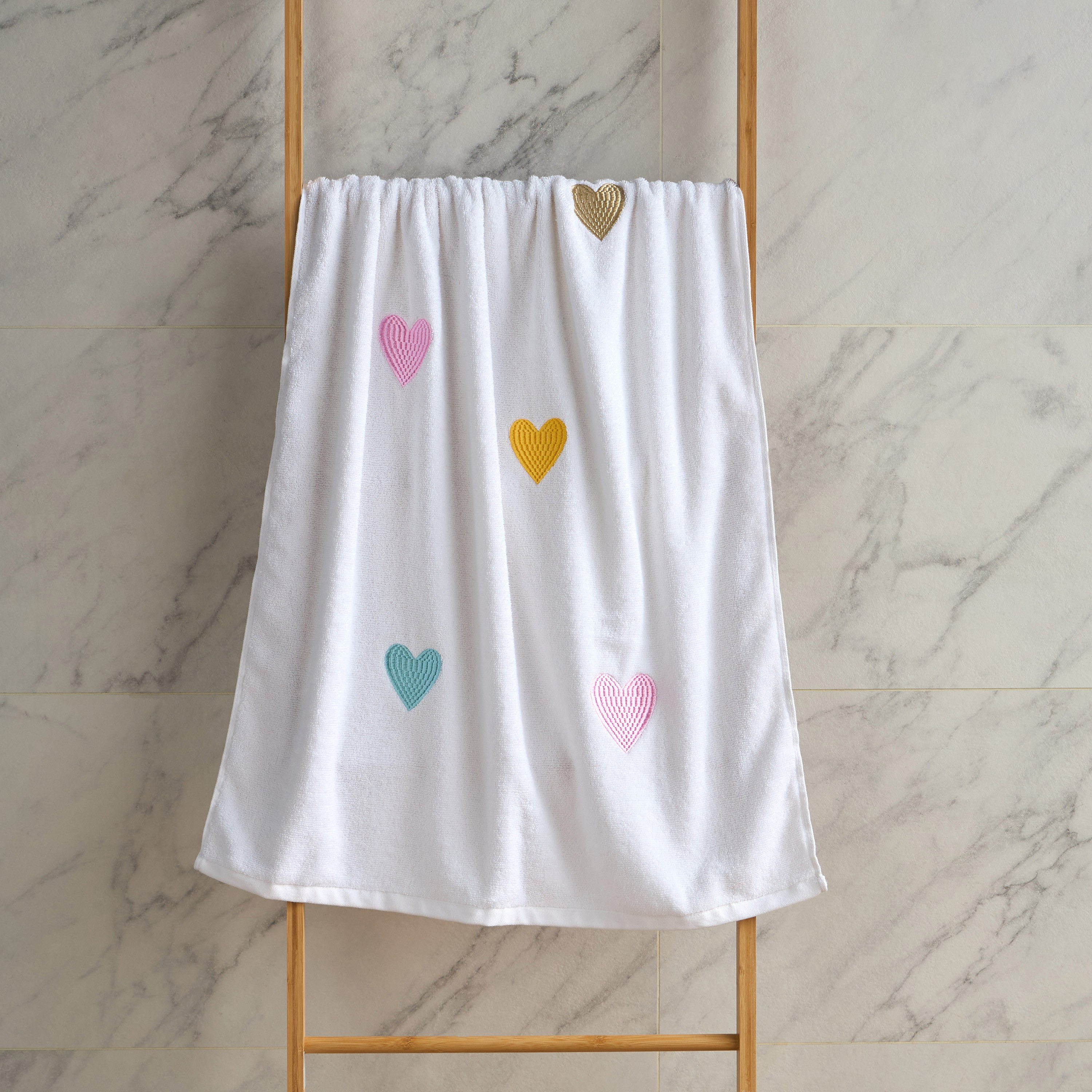 Lola Hearts Cotton Bath Towel - 70x140 cm