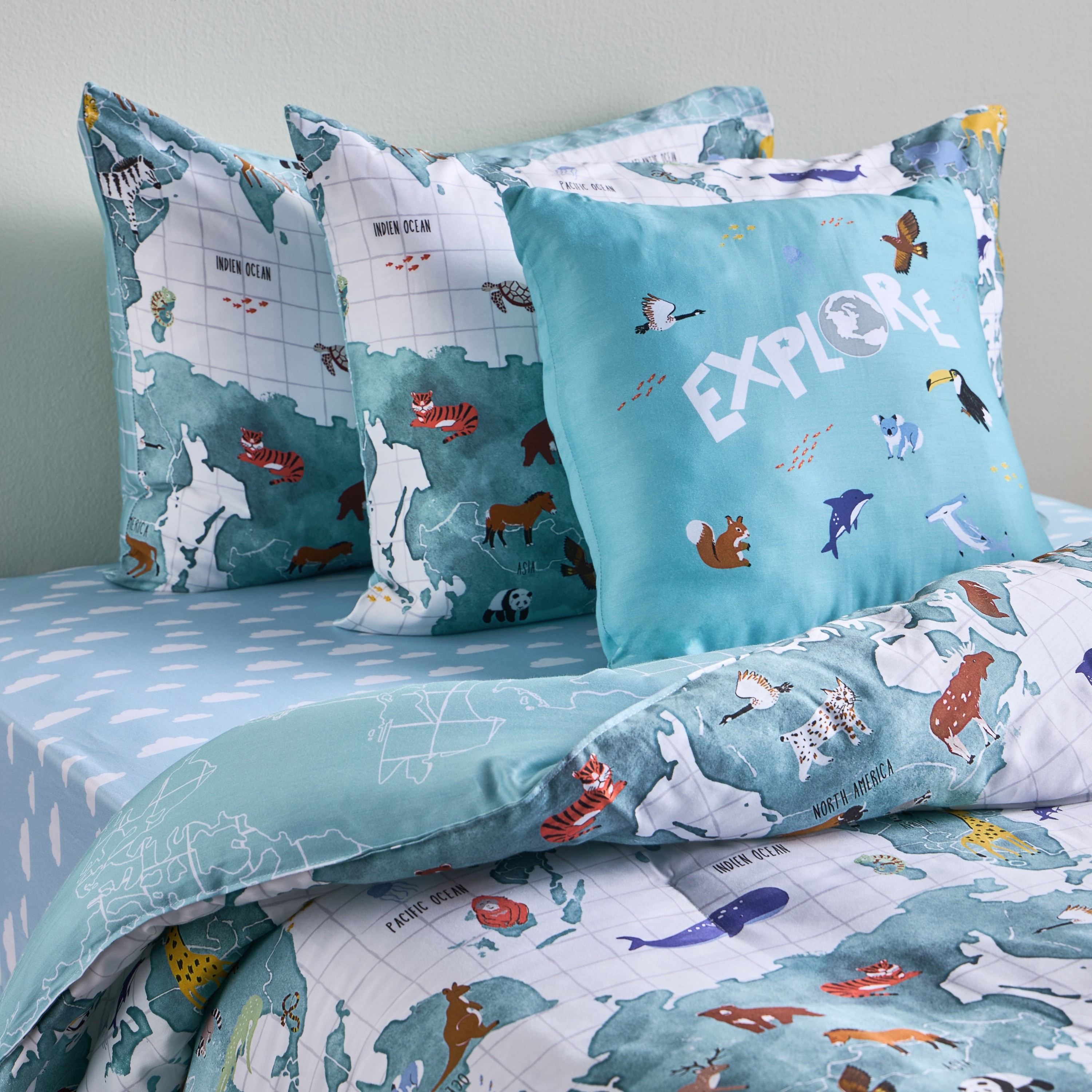 Herbert Printed 5-Piece Single Reversible Comforter and Sheet Set - 135x220 cm-babyandkids-beddingandwindows-bedding-comforters-image-1