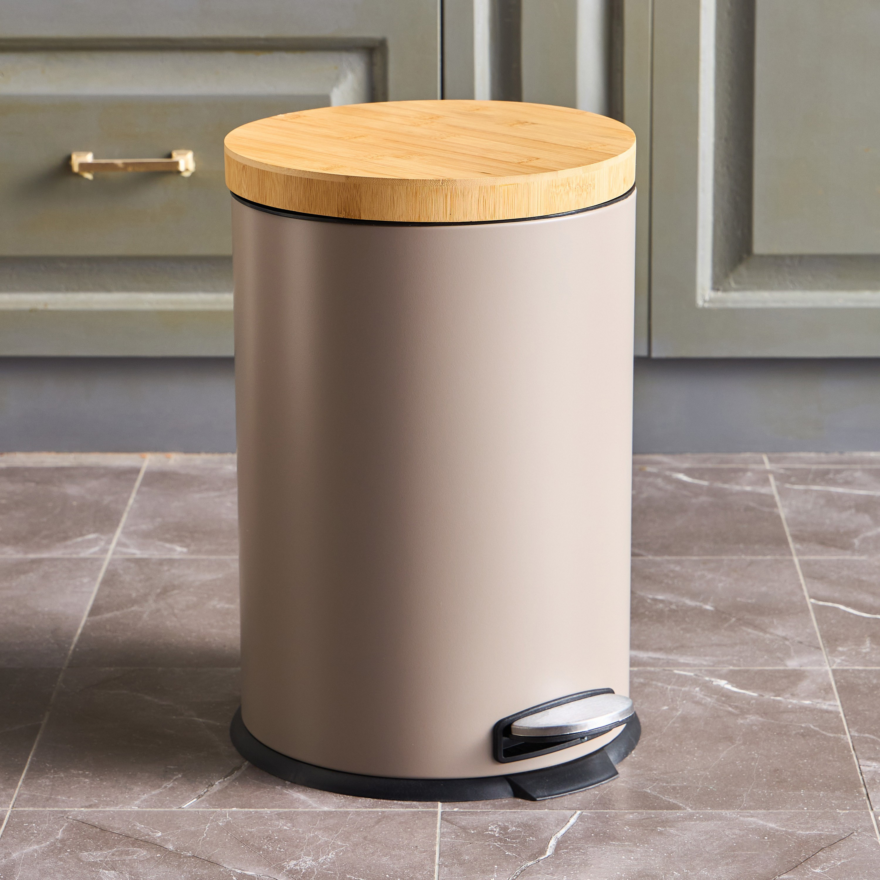 Brookline Pedal Waste Bin - 20 L