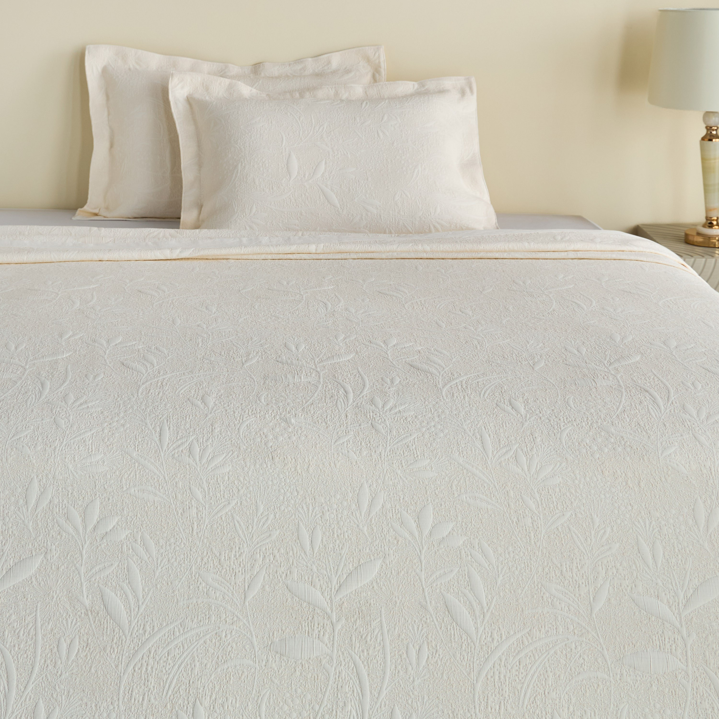 Jaria Cotton Floral Print 3-Piece Super King Bedspread Set - 240x260 cm-household-bedding-comfortersandbedspreads-bedspreads-image-2
