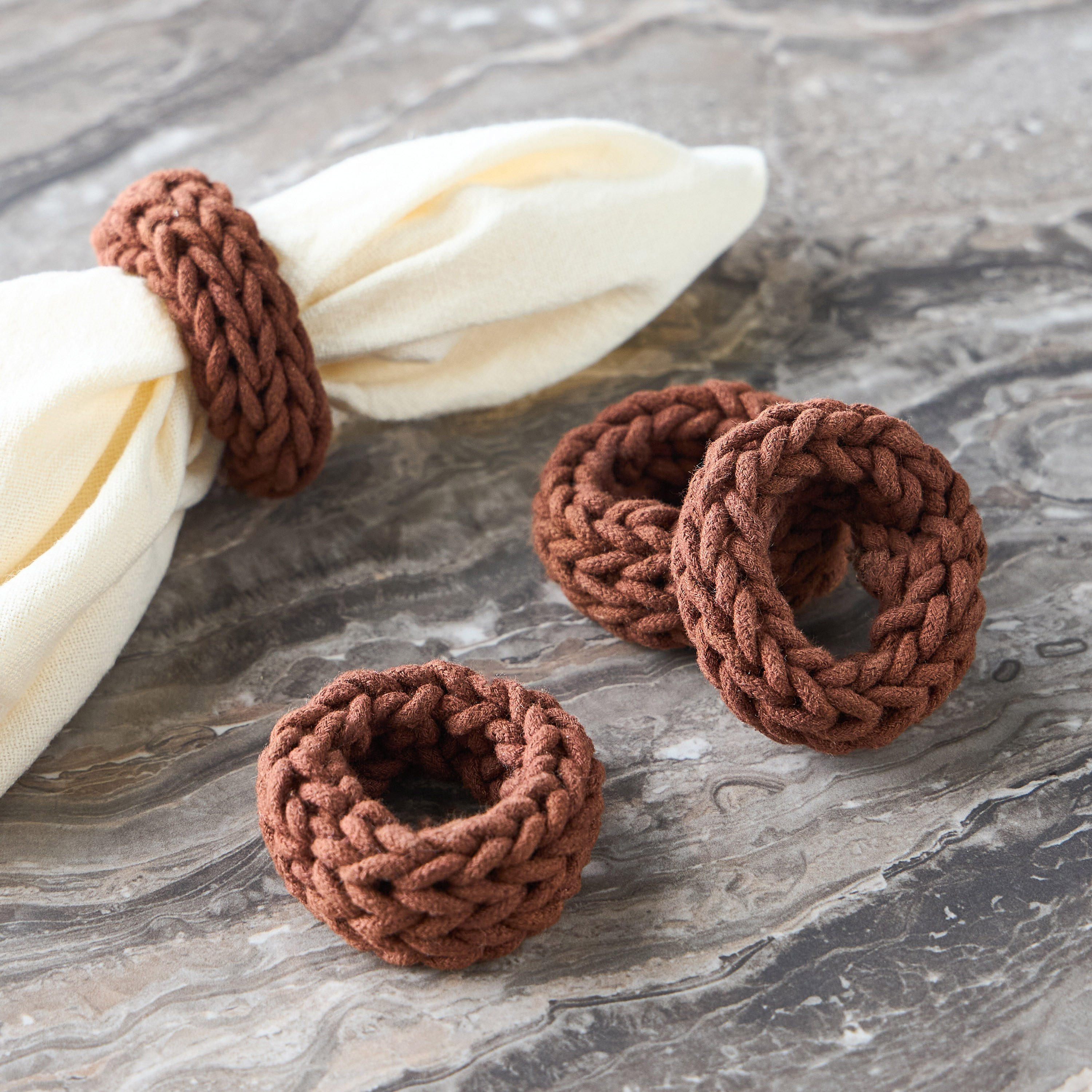 Mondo 4-Piece Napkin Ring Set - 2.5 cm-household-dining-tablelinen-napkinsandaccessories-image-1