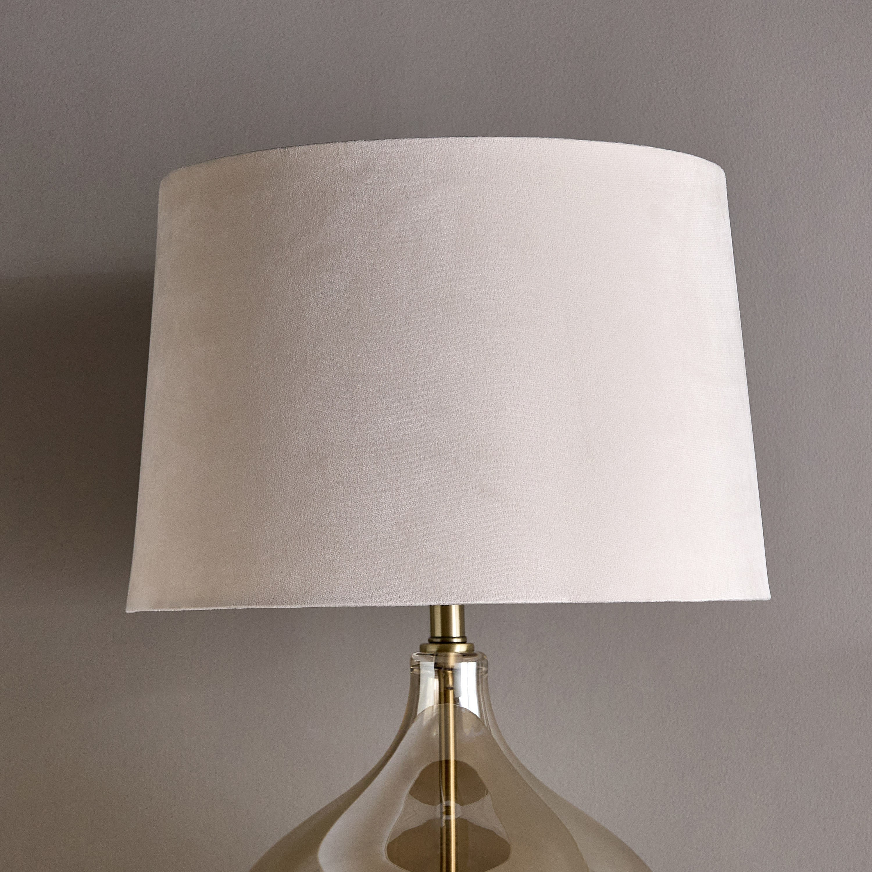 Kinsley Glass Table Lamp - 89 cm-household-lighting-tableanddesklamps-image-3