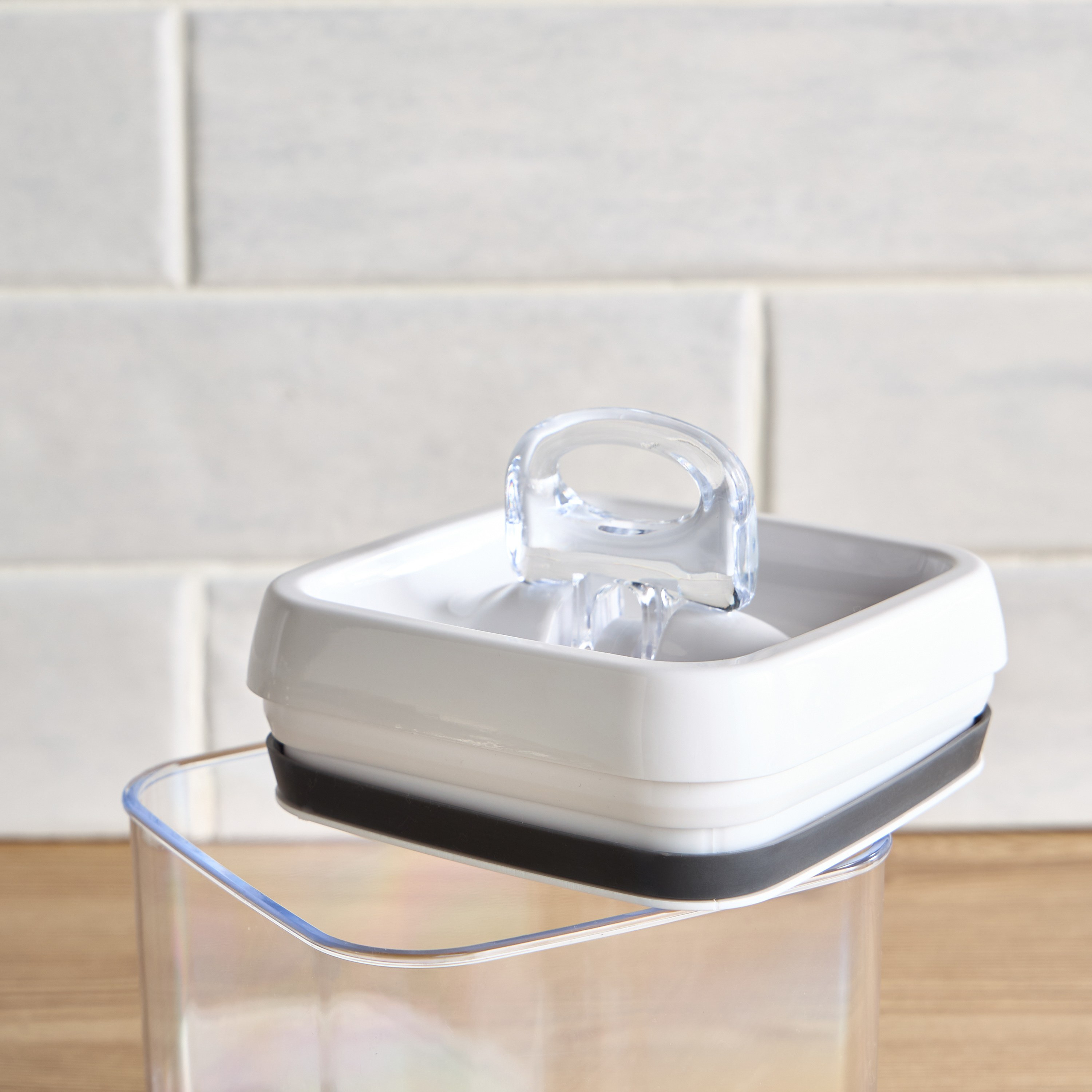 Bistro Canister - 1 L-household-kitchen-foodstorage-canistersandjars-image-3