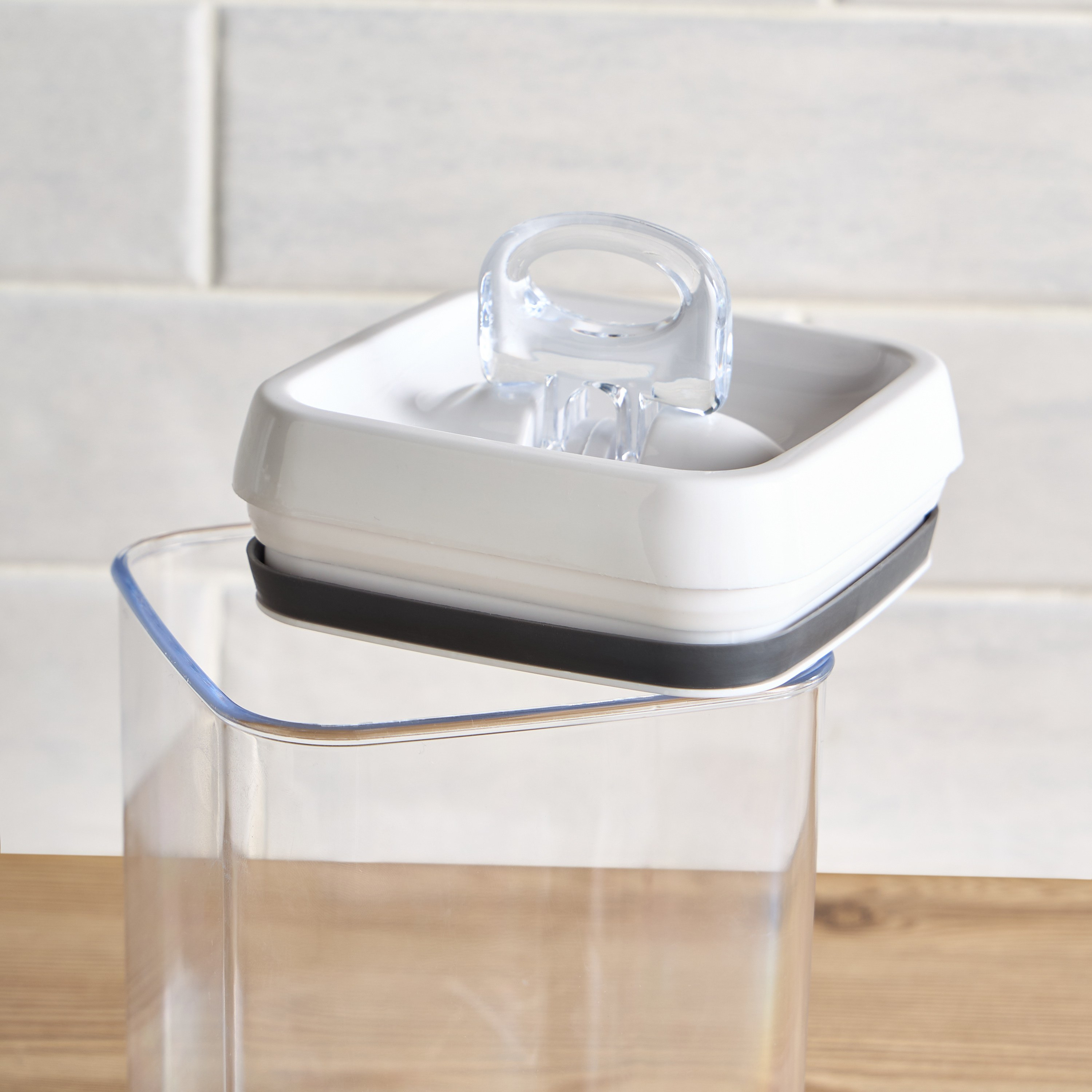 Bistro Canister - 1.7 L-household-kitchen-foodstorage-canistersandjars-image-3