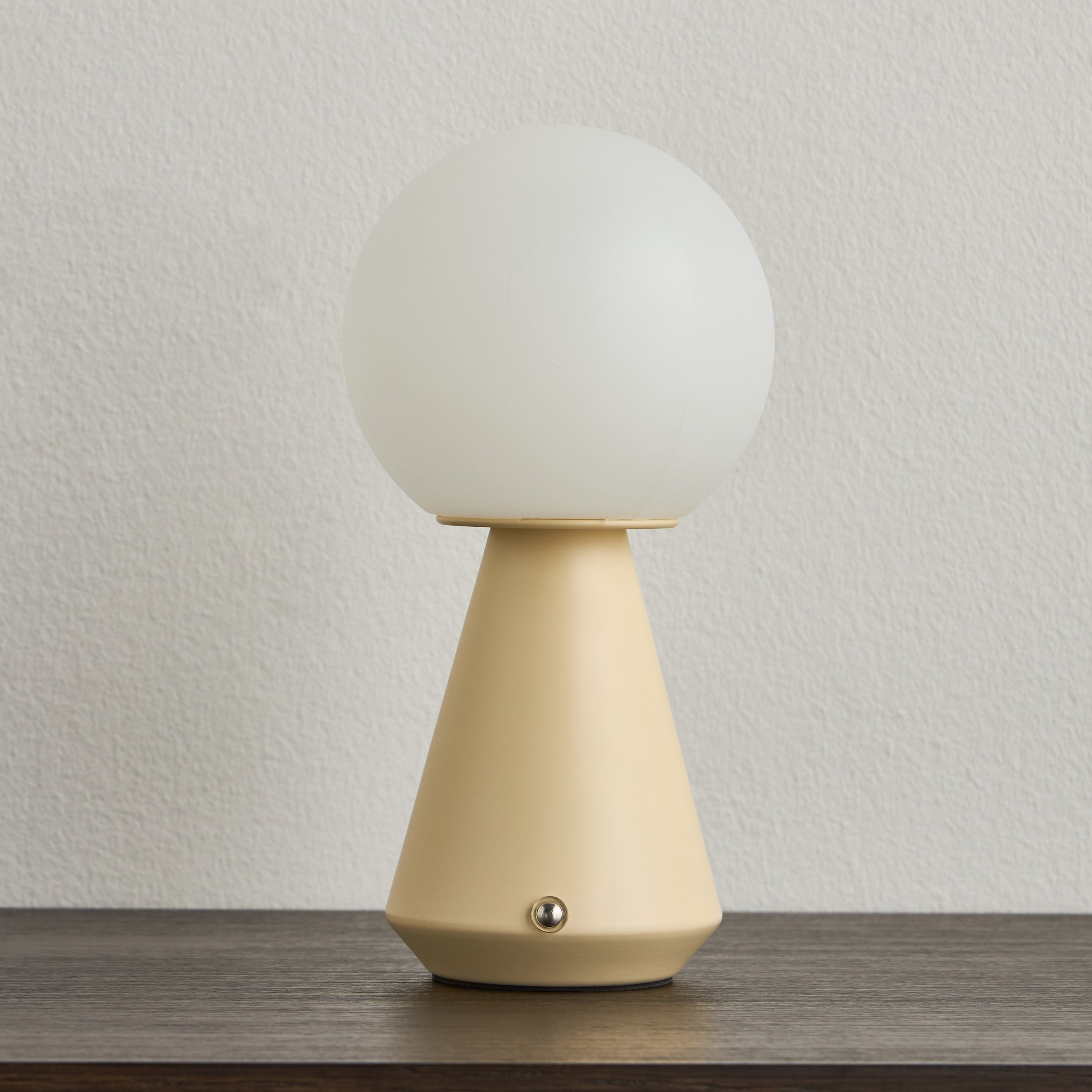 مصباح طاولة معدني إل إي دي - زيتا - 24 سم-household-lighting-tableanddesklamps-image-1