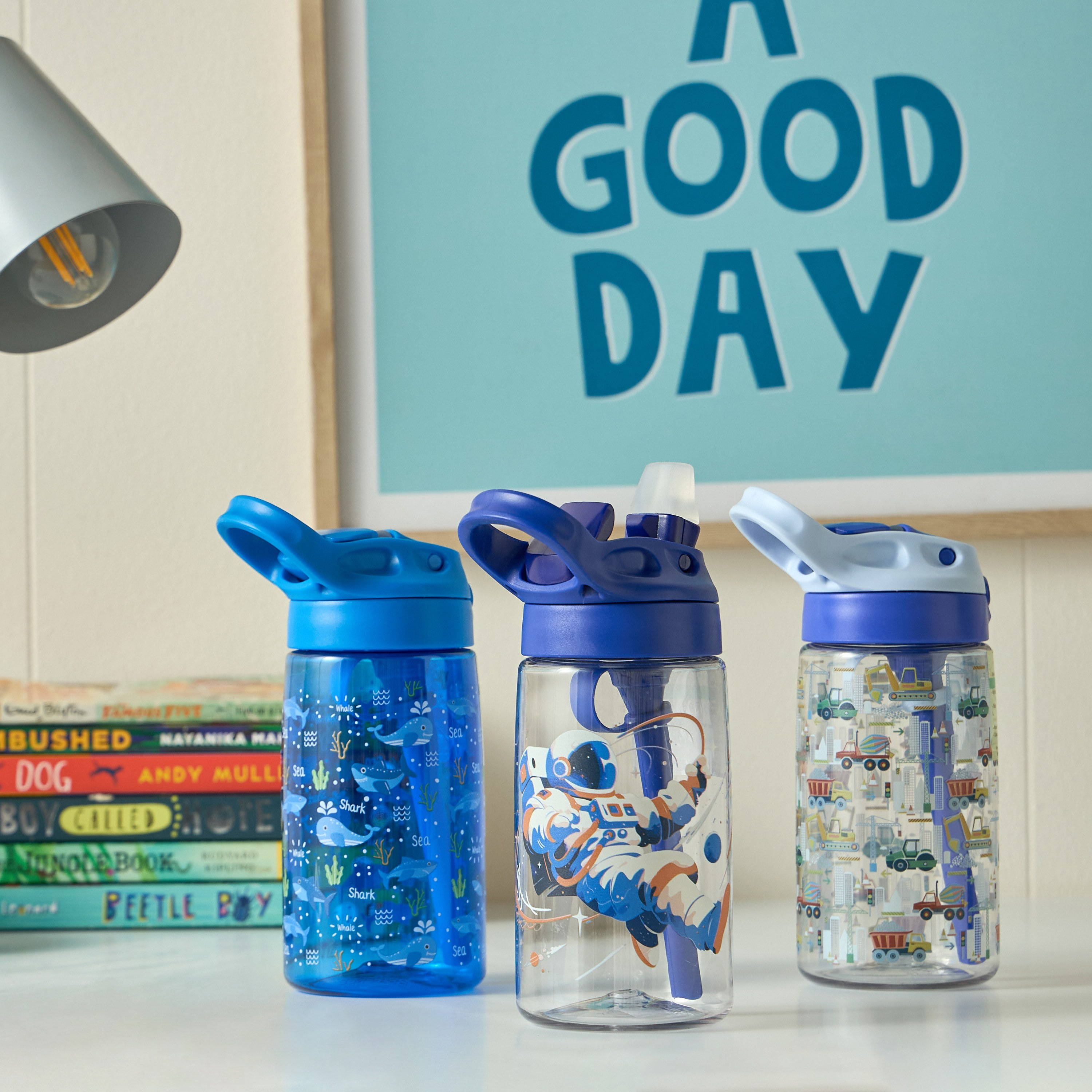 Delmar Astronaut Print Water Bottle - 480 ml-babyandkids-eatanddrink-waterbottles-image-3