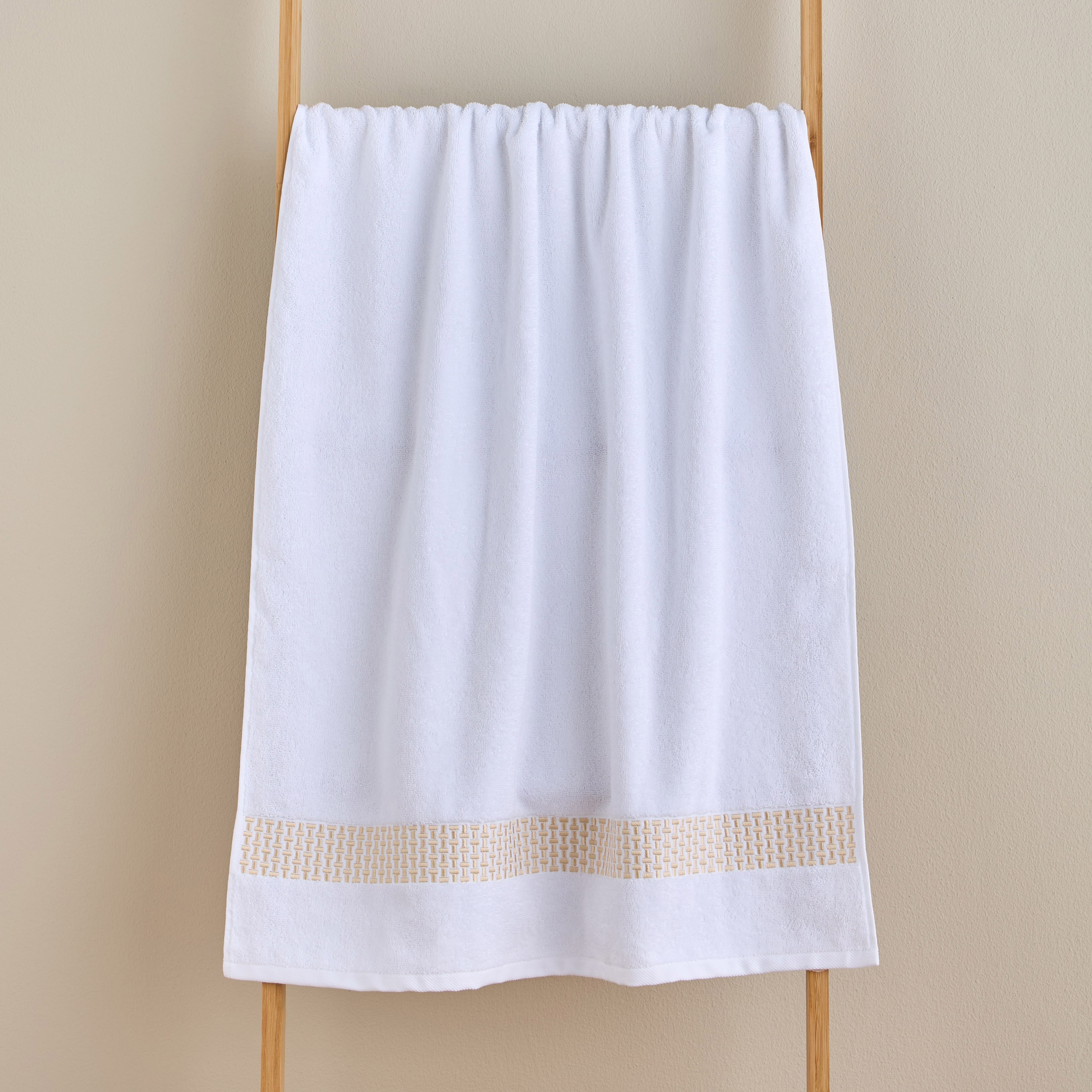 Margarita 500 GSM Turkish Cotton Bath Towel - 70x140 cm-household-bathandlaundry-bathlinen-towels-image-2