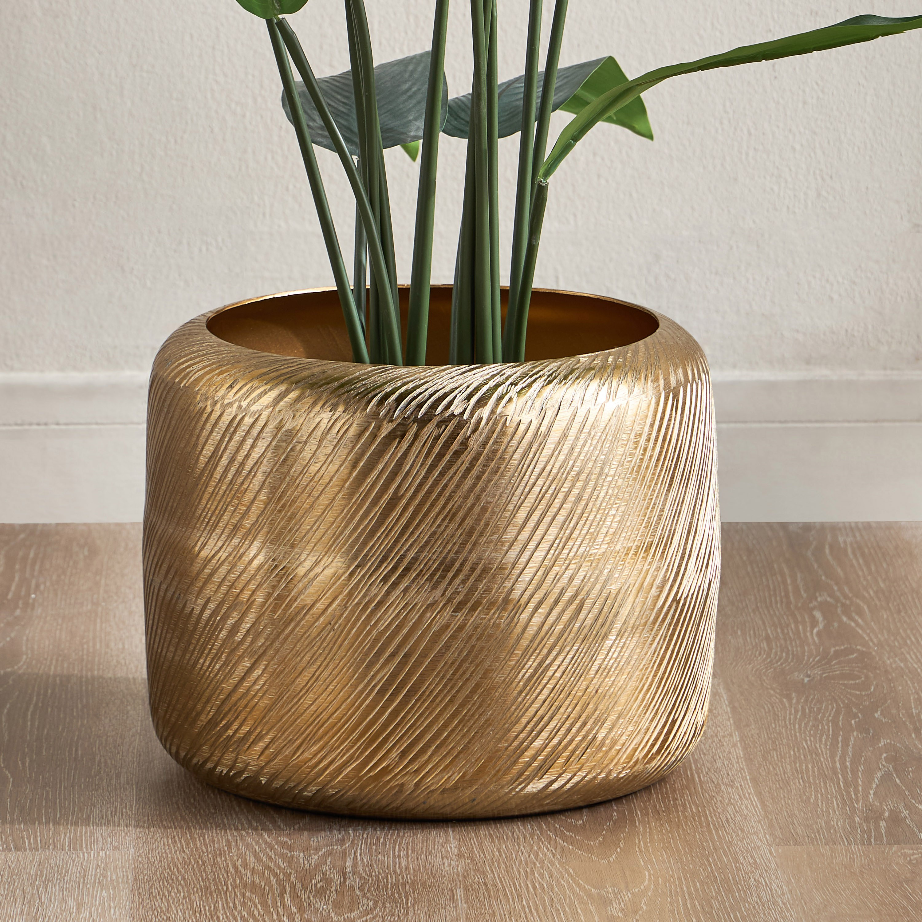 Alu Streaked Metal Planter - 28 cm-household-gardenandoutdoor-potsandplanters-planters-image-1