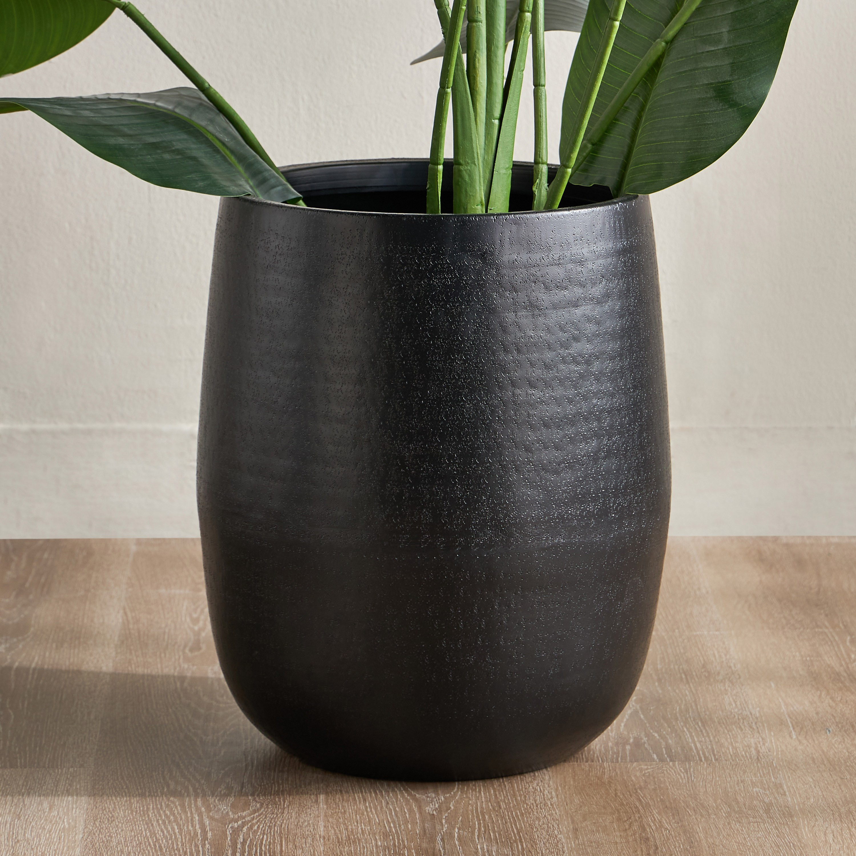 Auden Thick Rim Metal Planter - 46 cm-household-gardenandoutdoor-potsandplanters-planters-image-1