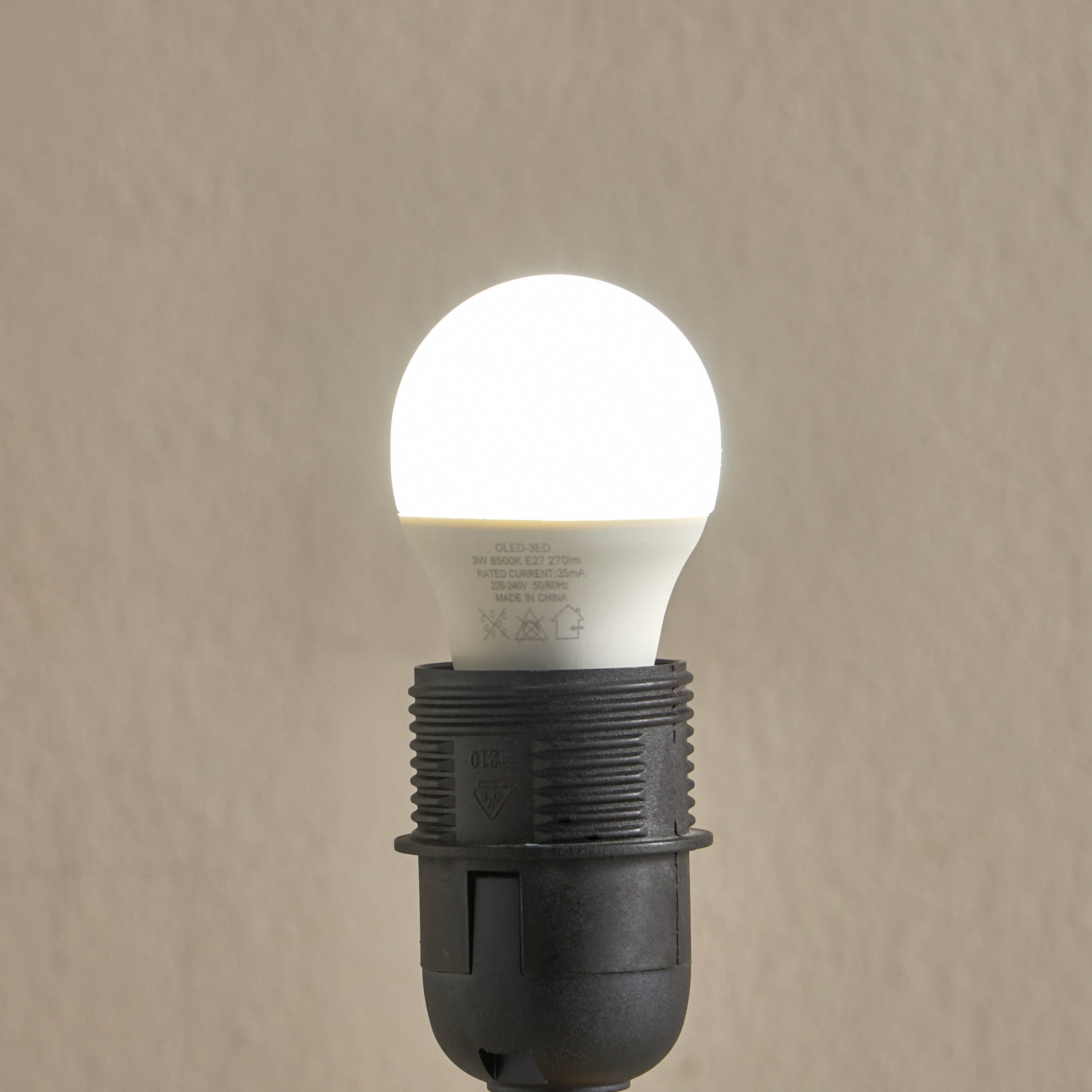 Oshtraco LED Bulb - E27 3W 270 Lumen Daylight-household-lighting-bulbsandbatteries-bulbs-image-3