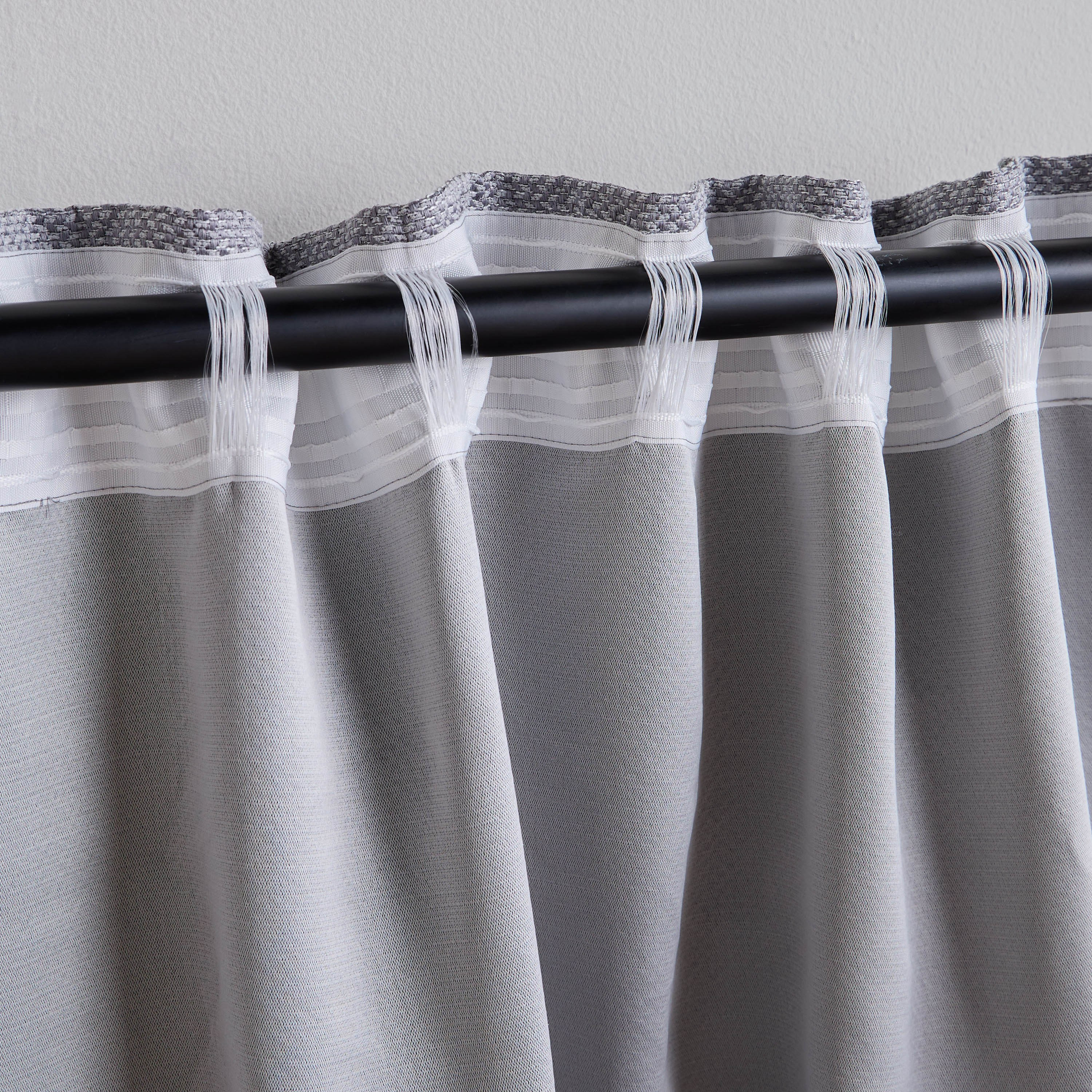 طقم ستائر معتمة من قطعتين - ديبورا - 135x280 سم-household-windows-curtains-image-8