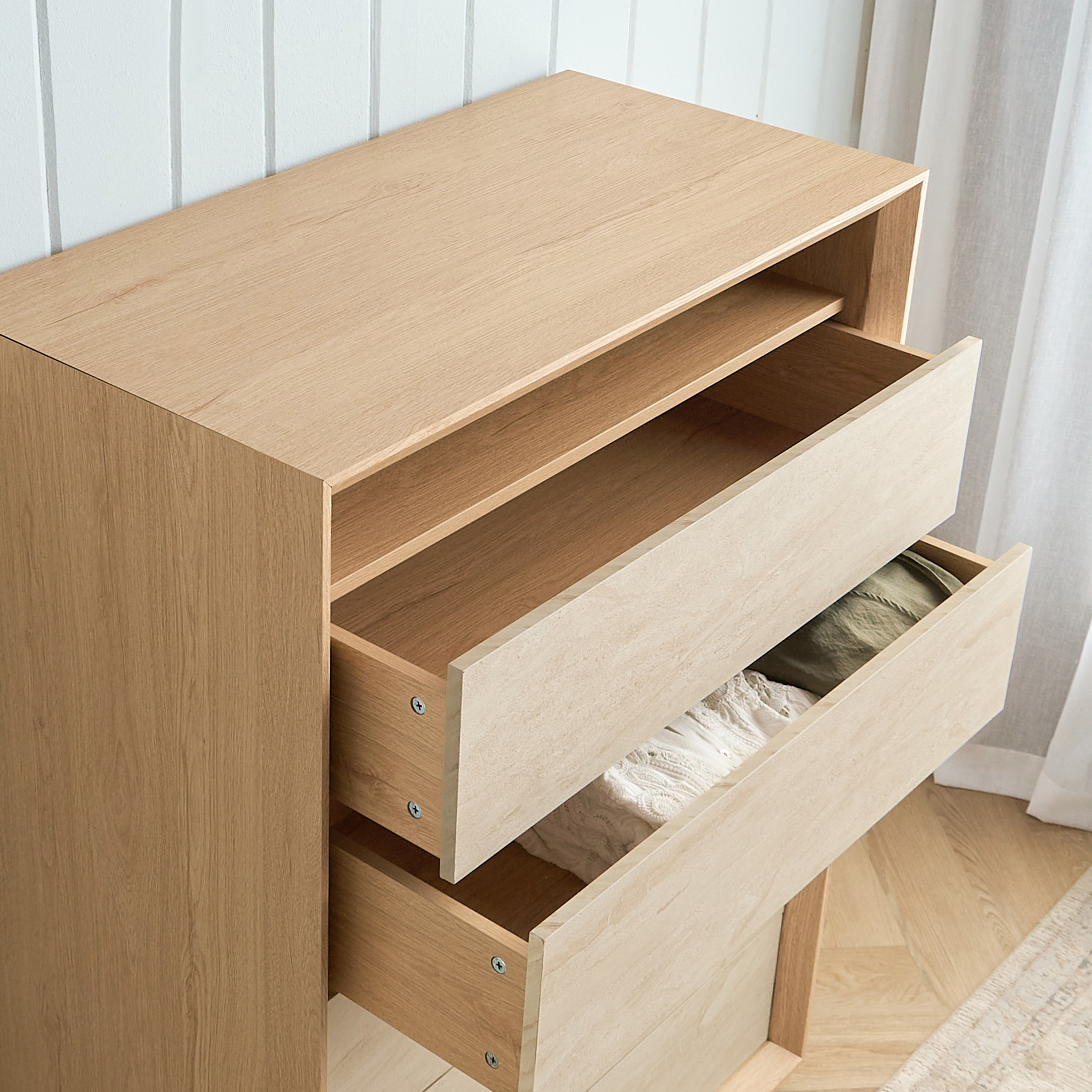 خزانة 5 أدراج - كوربن-furniture-bedroom-chestofdrawers-image-3