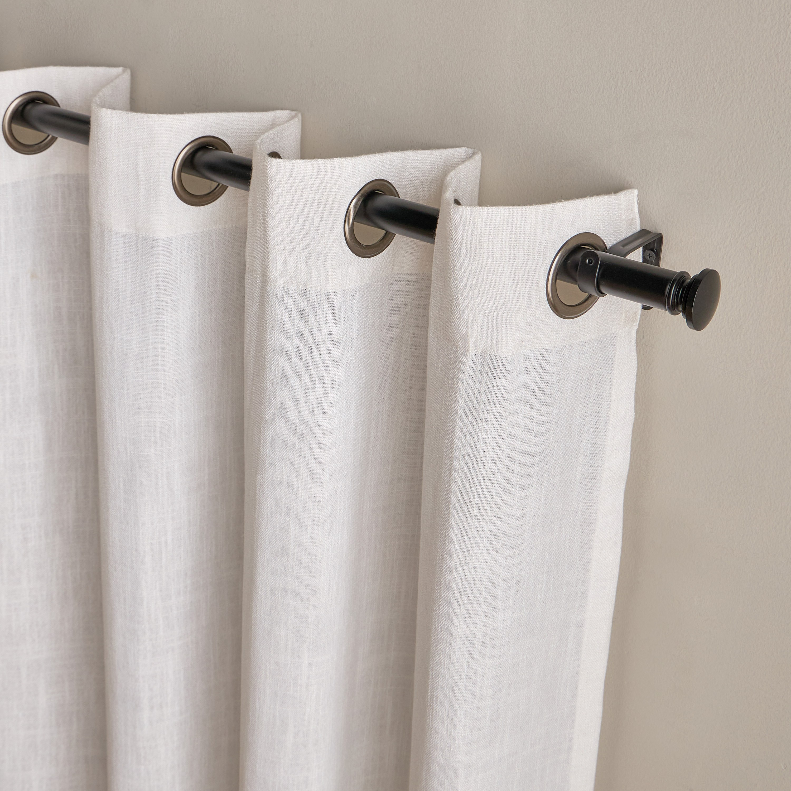 Modern Endcap Extendable Single Curtain Rod - 107-305 cm-household-windows-curtainrodsandaccessories-curtainrods-image-1