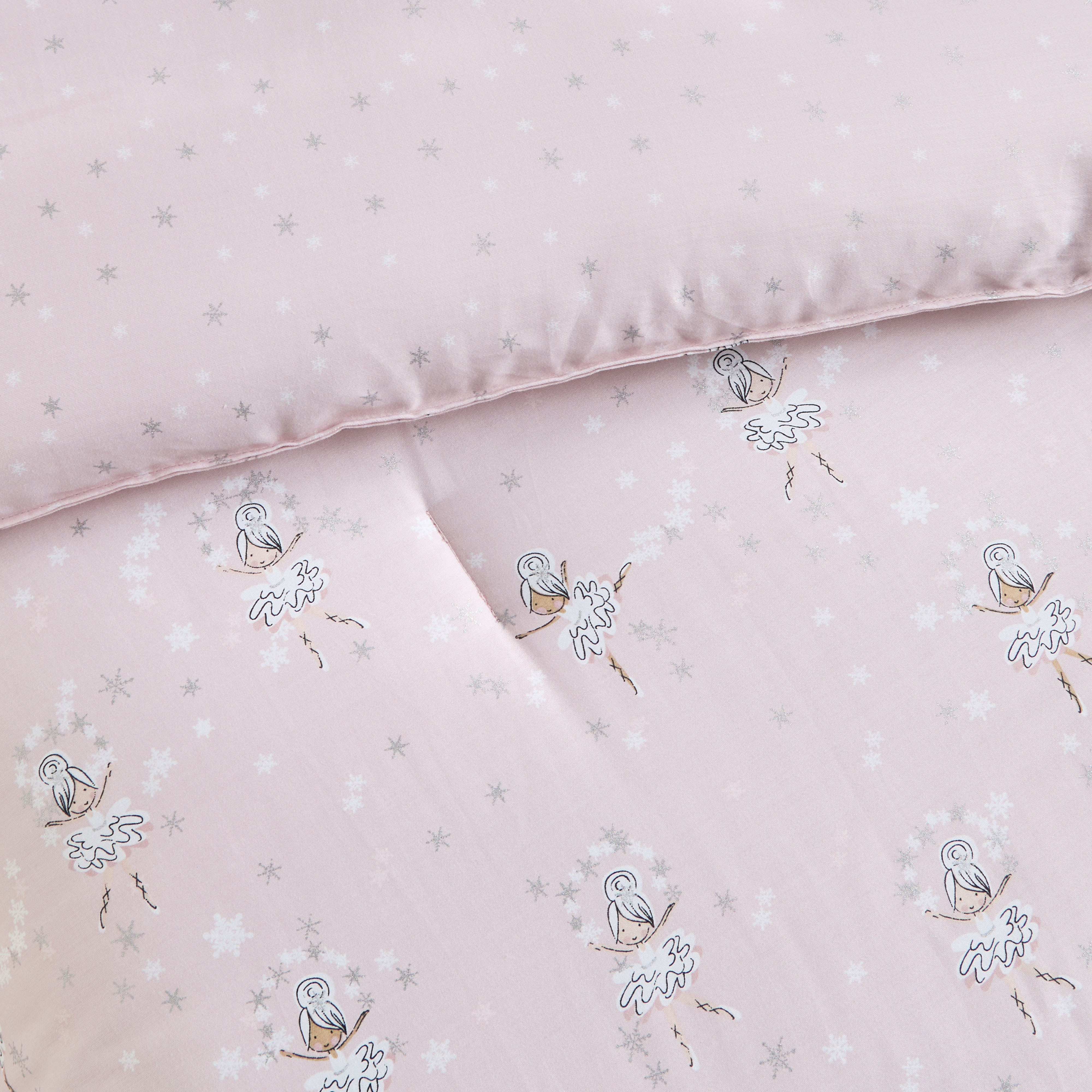 طقم لحاف وشرشف كامل وجهين قطن بطبعات 5 قطع - إيفي باليرينا - 160x220 سم-babyandkids-beddingandwindows-bedding-comforters-image-5