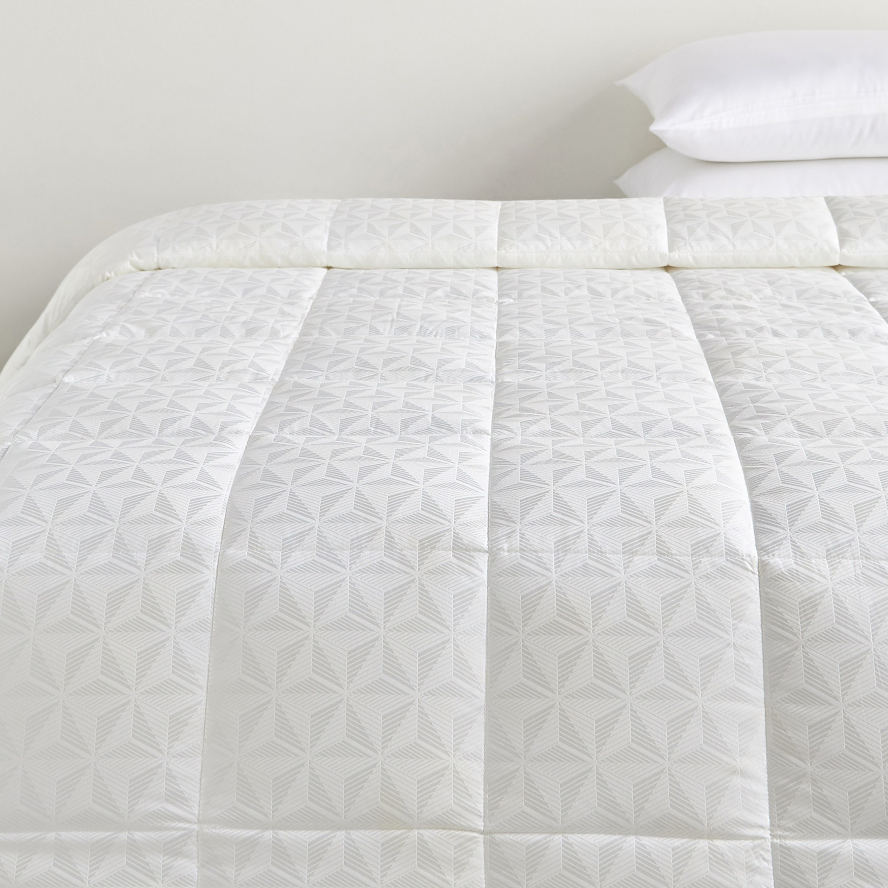 Melatonin Fiber Jacquard Mid Warm King Duvet - 220x230 cm-household-bedding-duvetandcovers-duvets-image-1