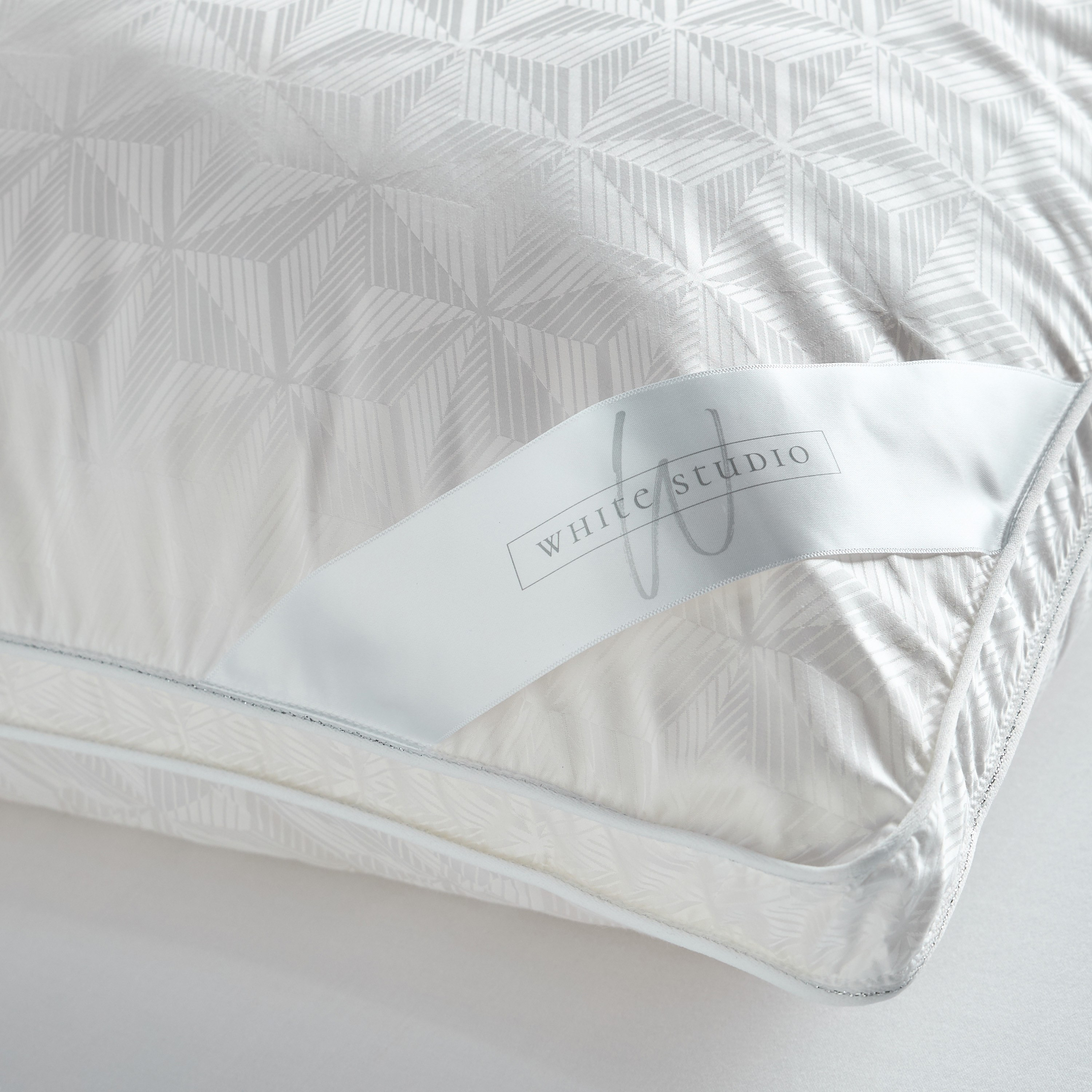 Melatonin Down Alternative 1-Piece Pillow - 50x75 cm-household-bedding-pillows-image-2