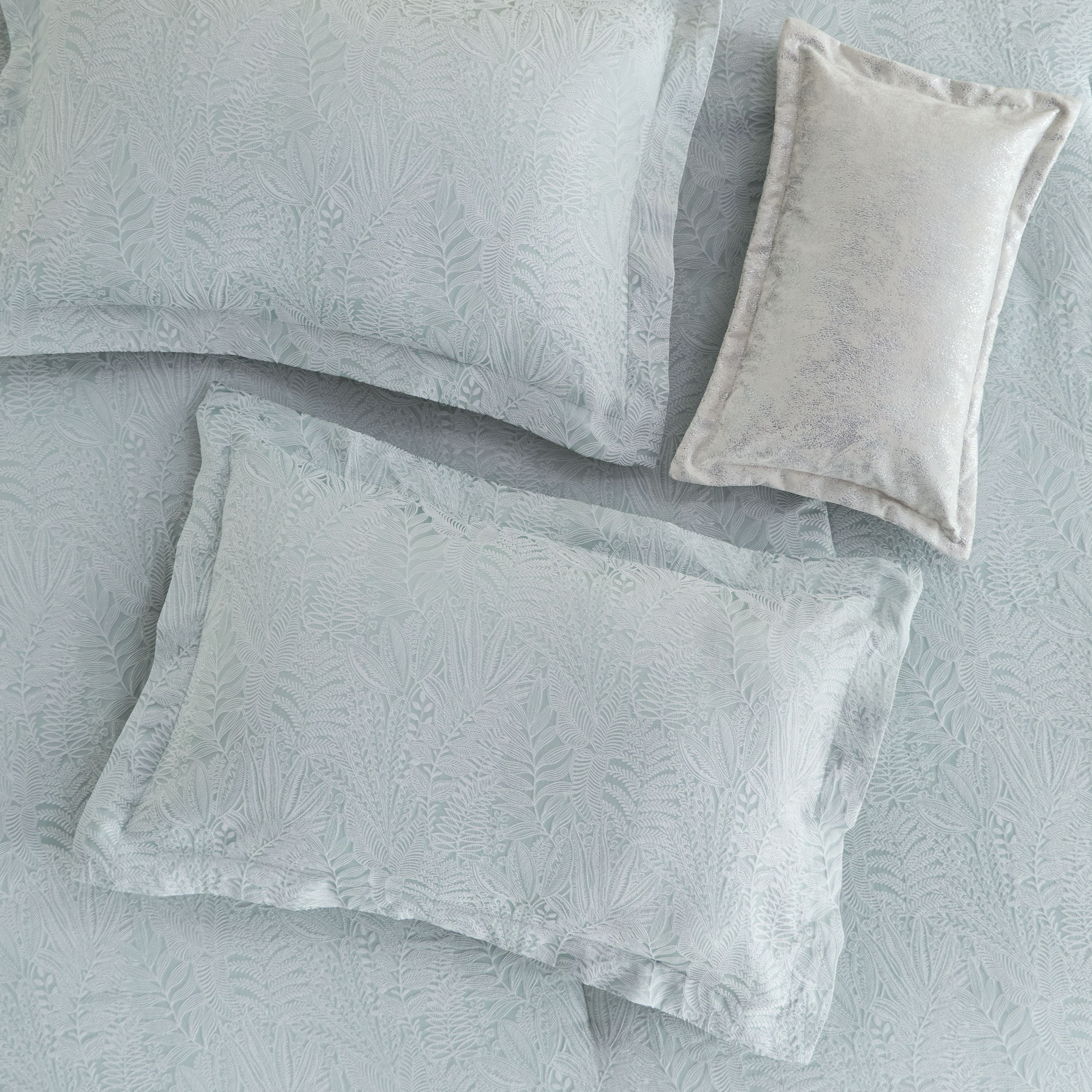 طقم لحاف سوبر كينج 4 قطع قطن جاكار - بالترو - 250x260 سم-household-bedding-comfortersandbedspreads-comforters-image-3