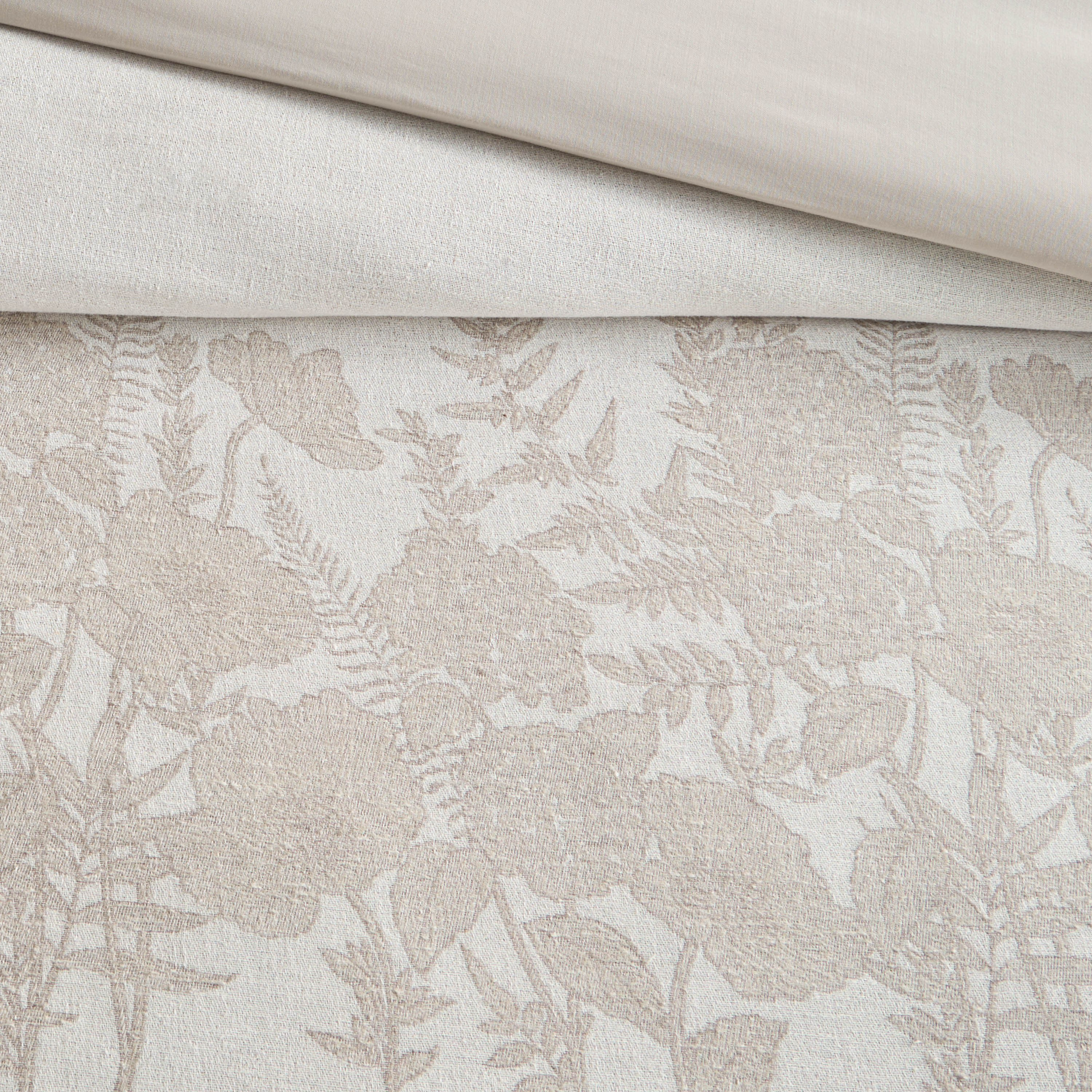 Wilmette Jacquard 4-Piece Super King Comforter Set - 250x260 cm-household-bedding-comfortersandbedspreads-comforters-image-4
