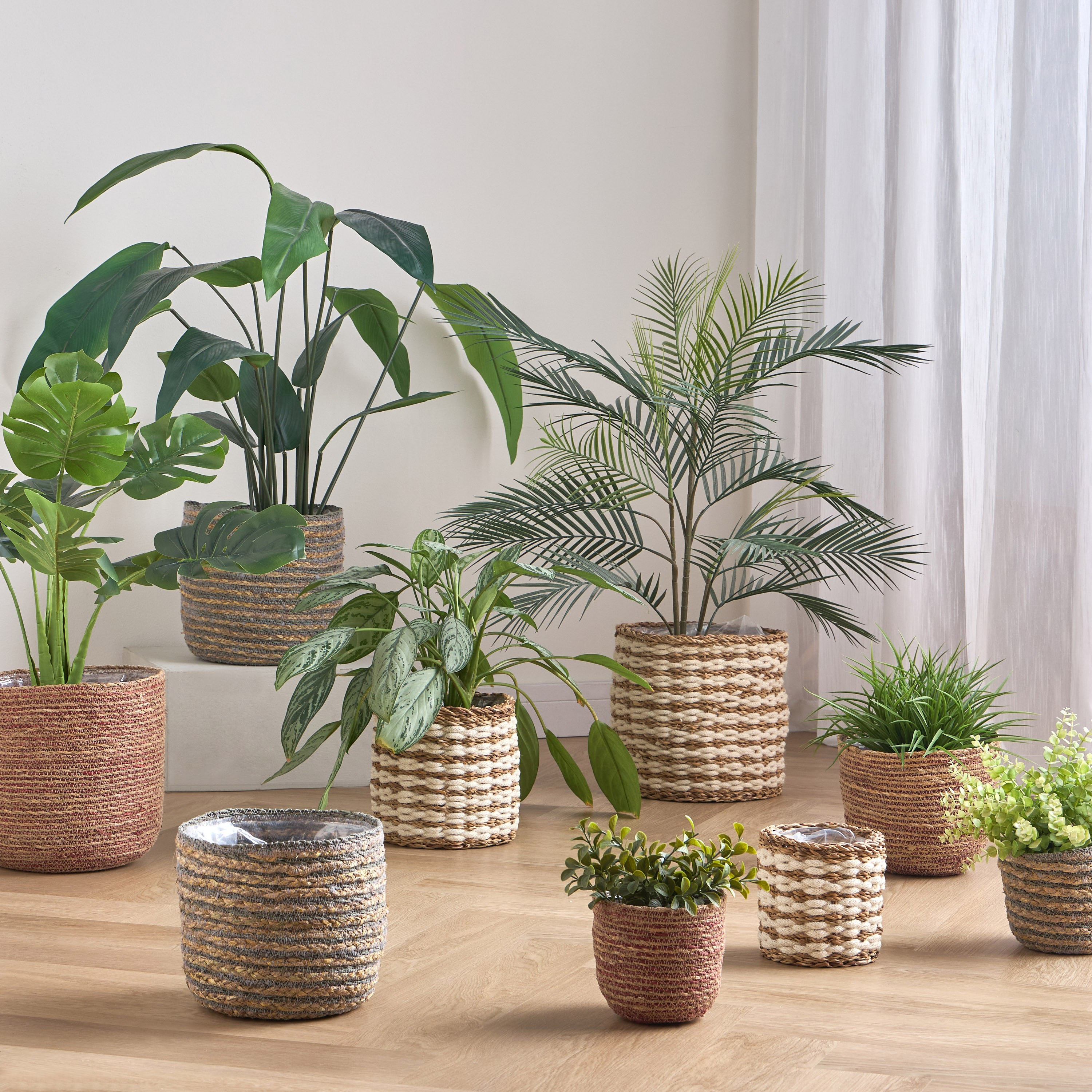Caresto Seagrass and Straw Planter - 22 cm-household-gardenandoutdoor-potsandplanters-planters-image-4