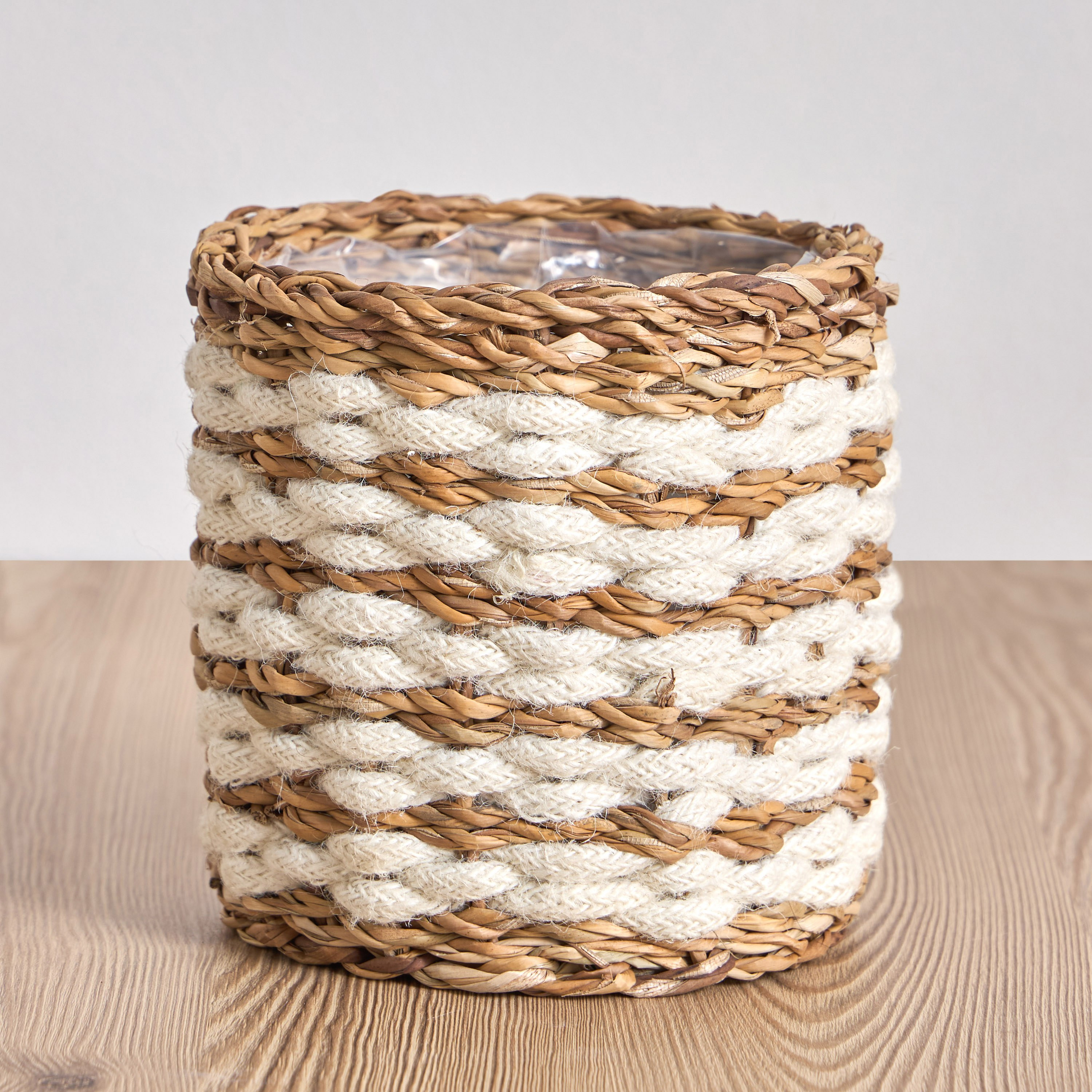 Migo Mia Seagrass and Jute Planter - 15 cm-household-gardenandoutdoor-potsandplanters-planters-image-2