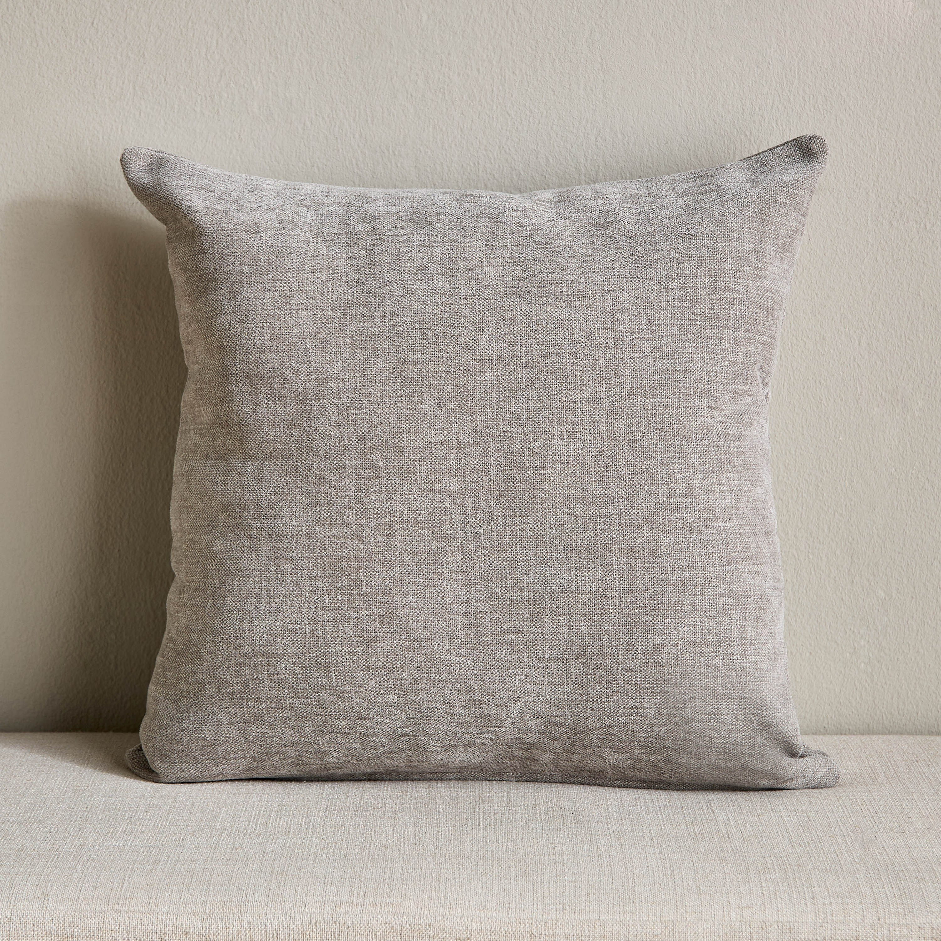 غطاء وسادة شينيل - إيتيرنو بلس - 50x50 سم-household-cushionsandthrows-cushioncovers-image-13
