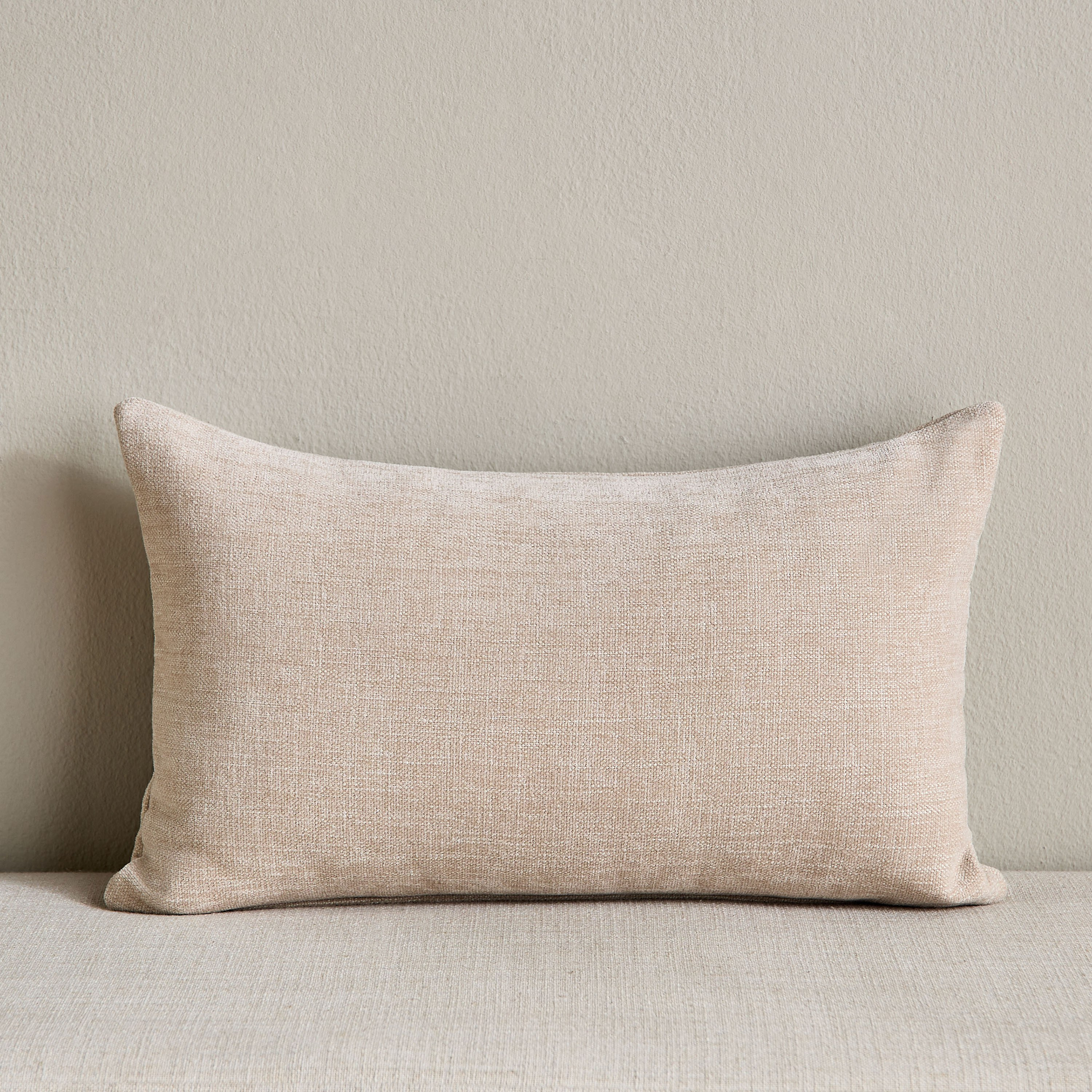غطاء وسادة شينيل - إيتيرنو بلس - 30×50 سم-household-cushionsandthrows-cushioncovers-image-1