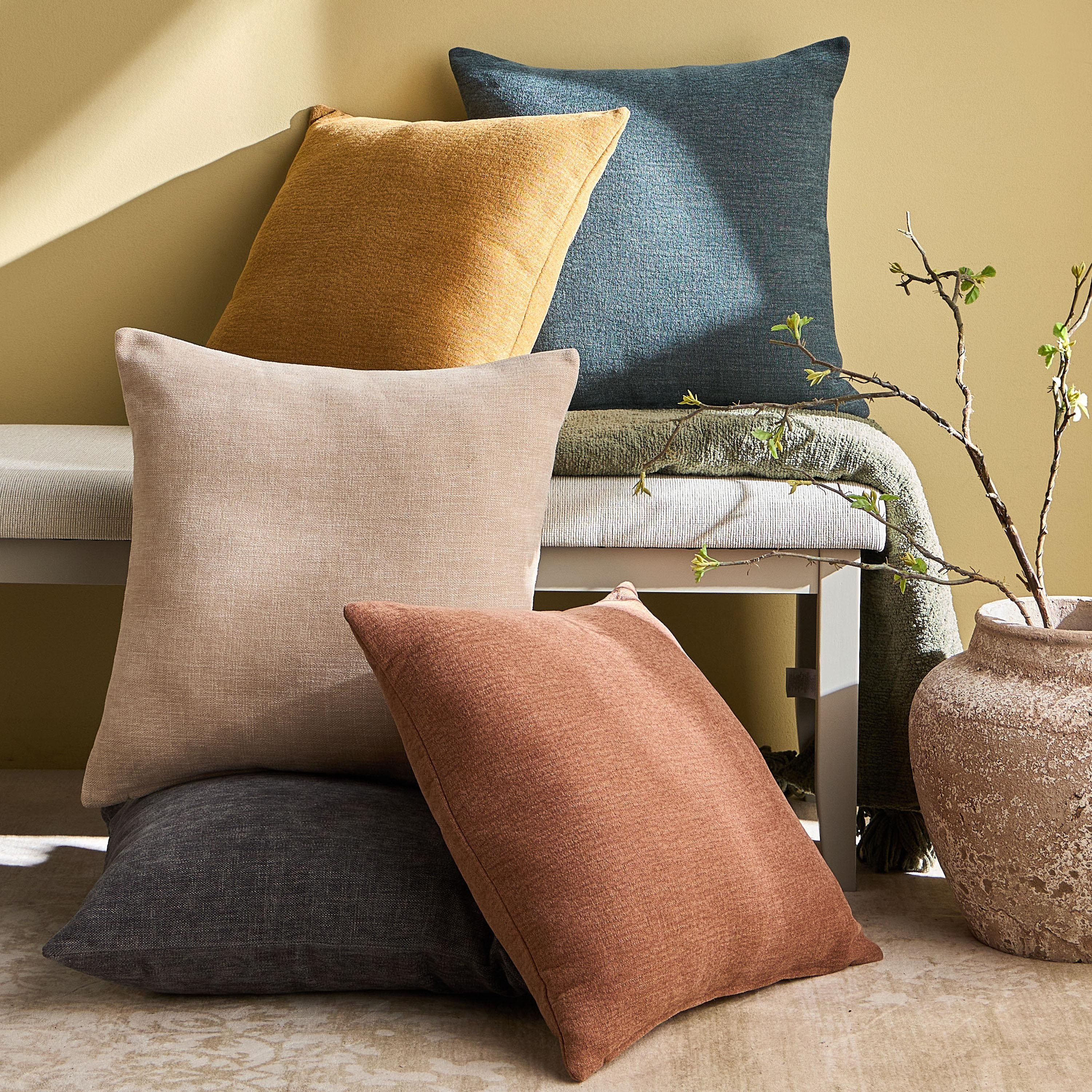 غطاء وسادة شينيل - إيتيرنو بلس - 50x50 سم-household-cushionsandthrows-cushioncovers-image-4