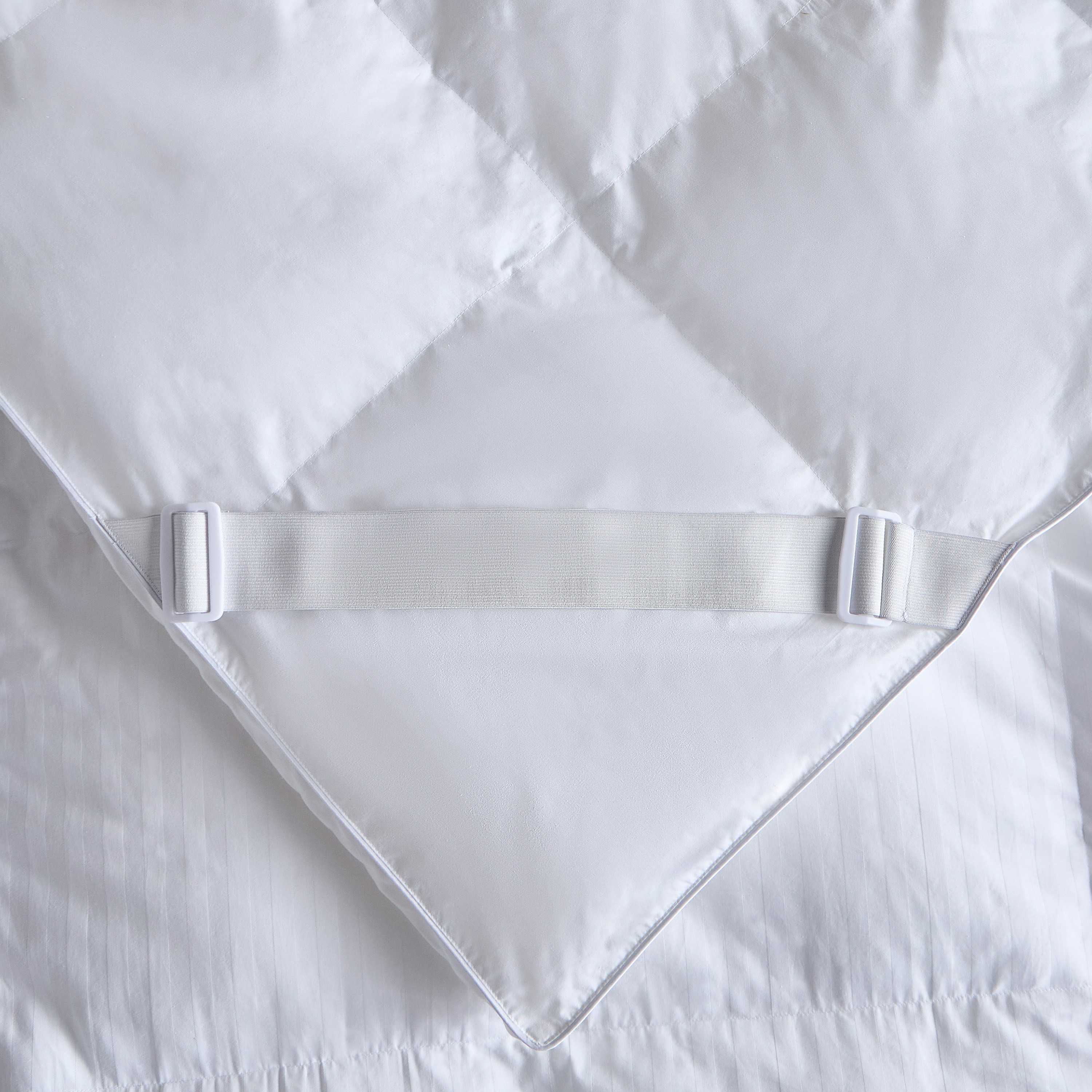 Hotel Luxe Super King Anti-Bacterial Mattress Topper - 200x200+4 cm-household-bedding-mattresstoppersandprotectors-mattresstoppers-image-3