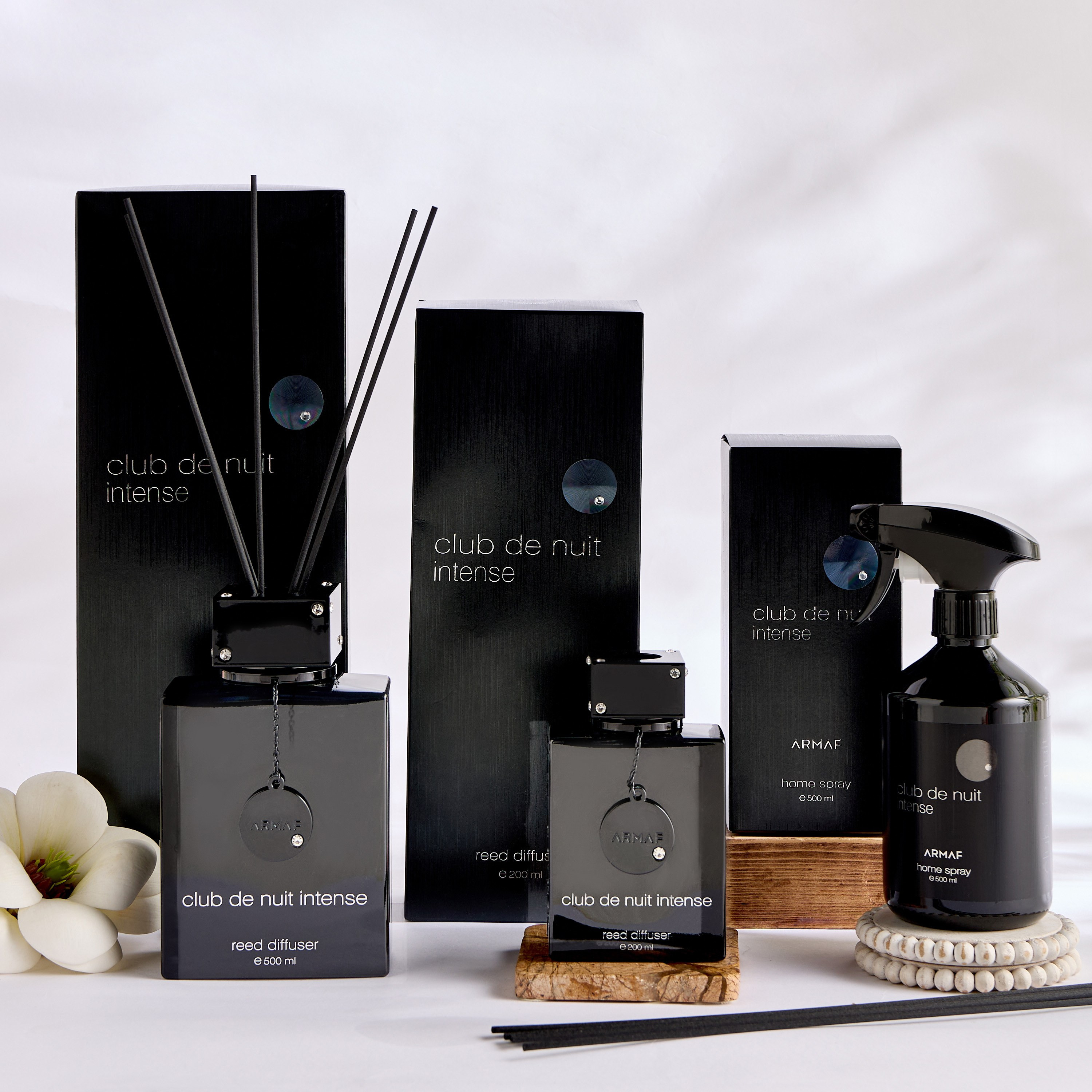 Club de Nuit Intense Reed Diffuser - 200 ml-household-homefragrance-reeddiffusers-image-4