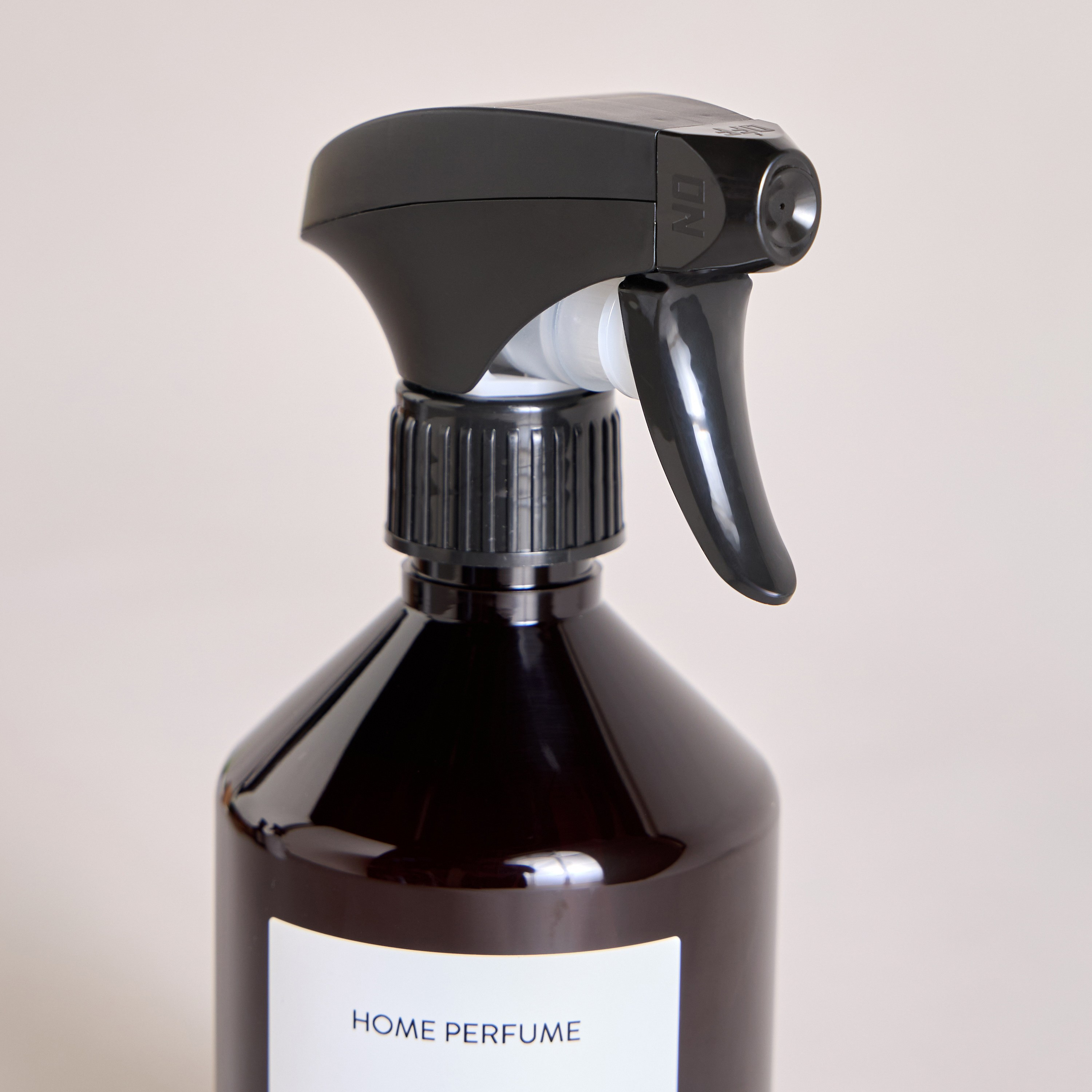 معطر منزل بعطر الجلد - أولفاكتوري - 500 مل-household-homefragrance-homesprays-image-2