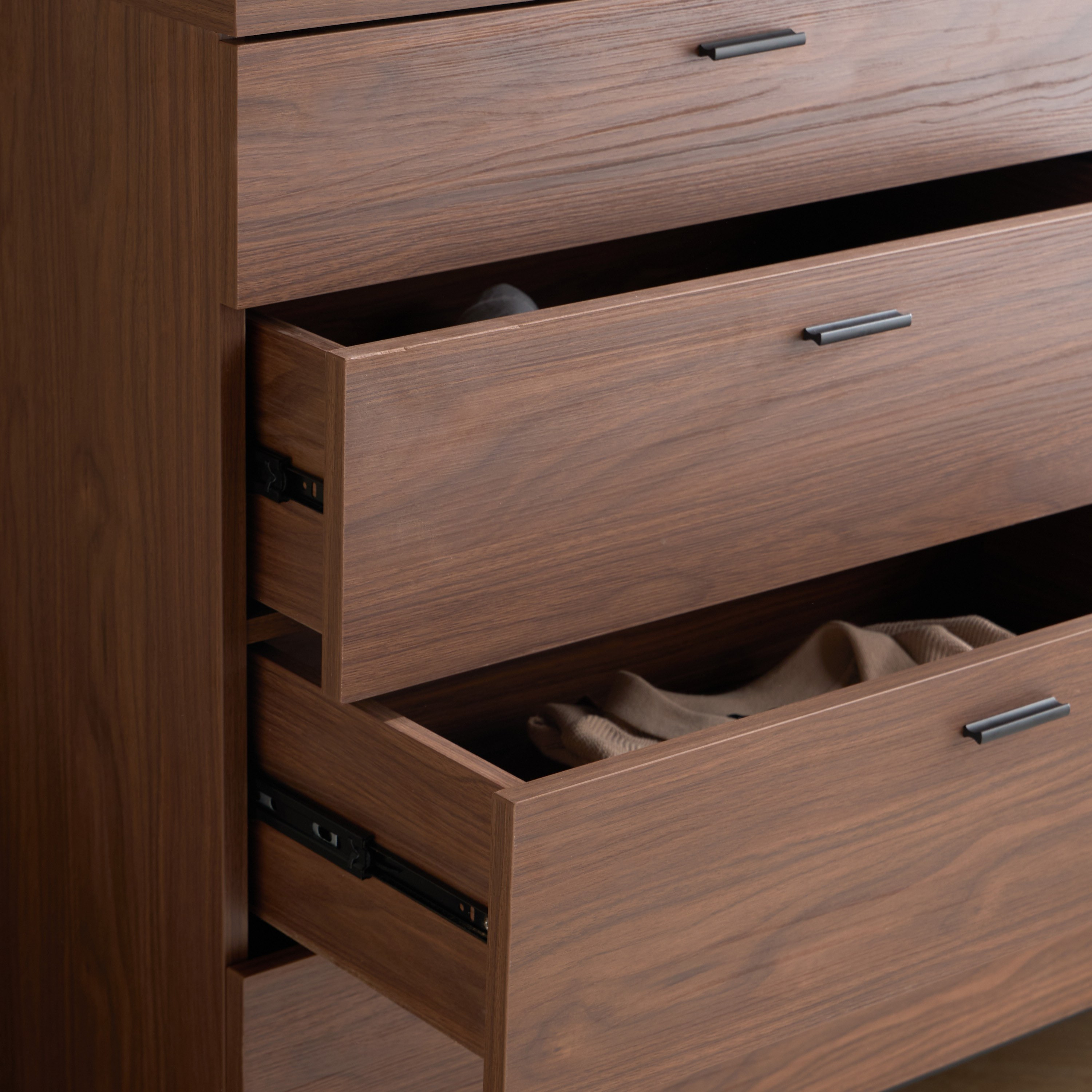 Countryside 4-Drawer Dresser with Mirror-furniture-bedroom-dressersandmirrors-image-5