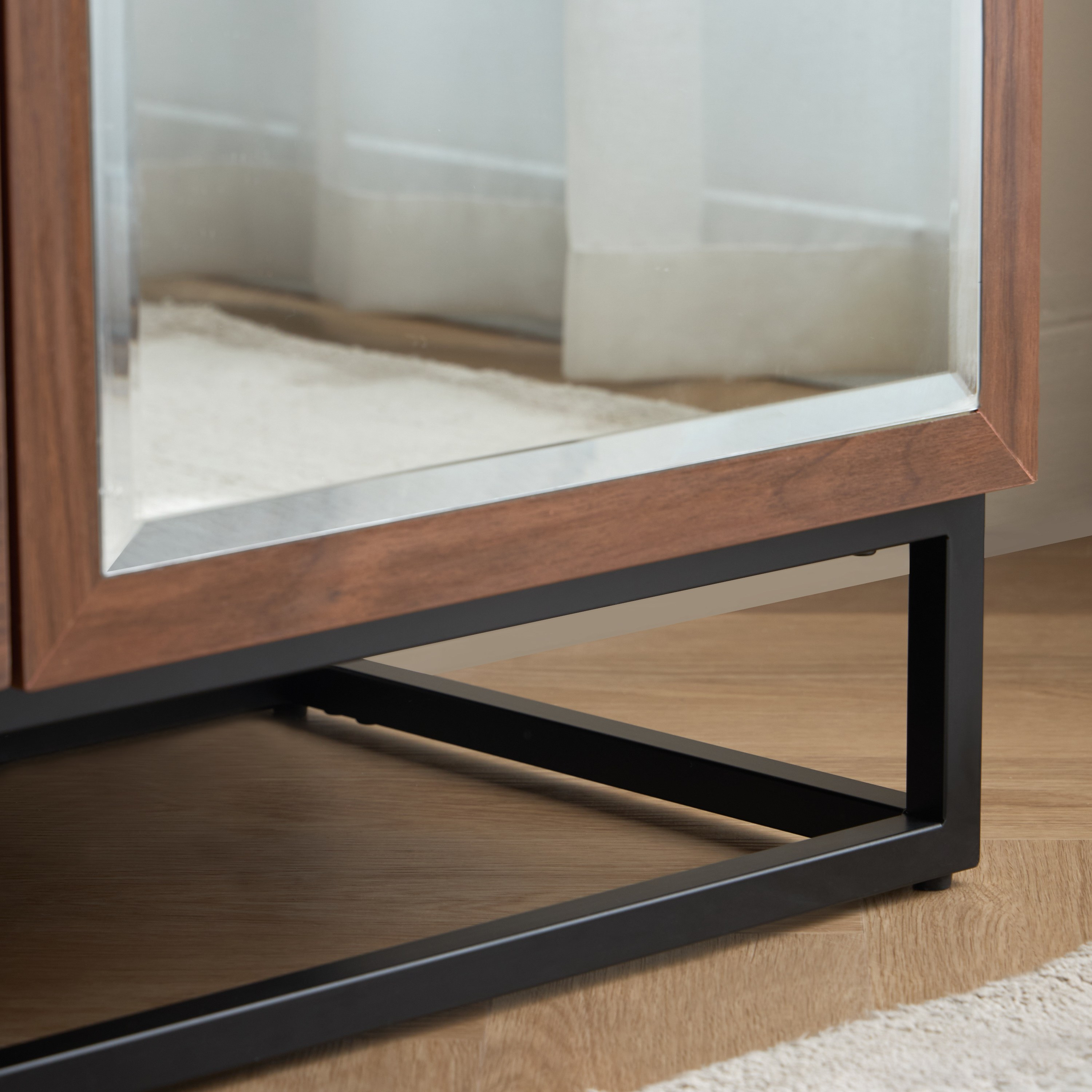 Countryside 4-Drawer Dresser with Mirror-furniture-bedroom-dressersandmirrors-image-6