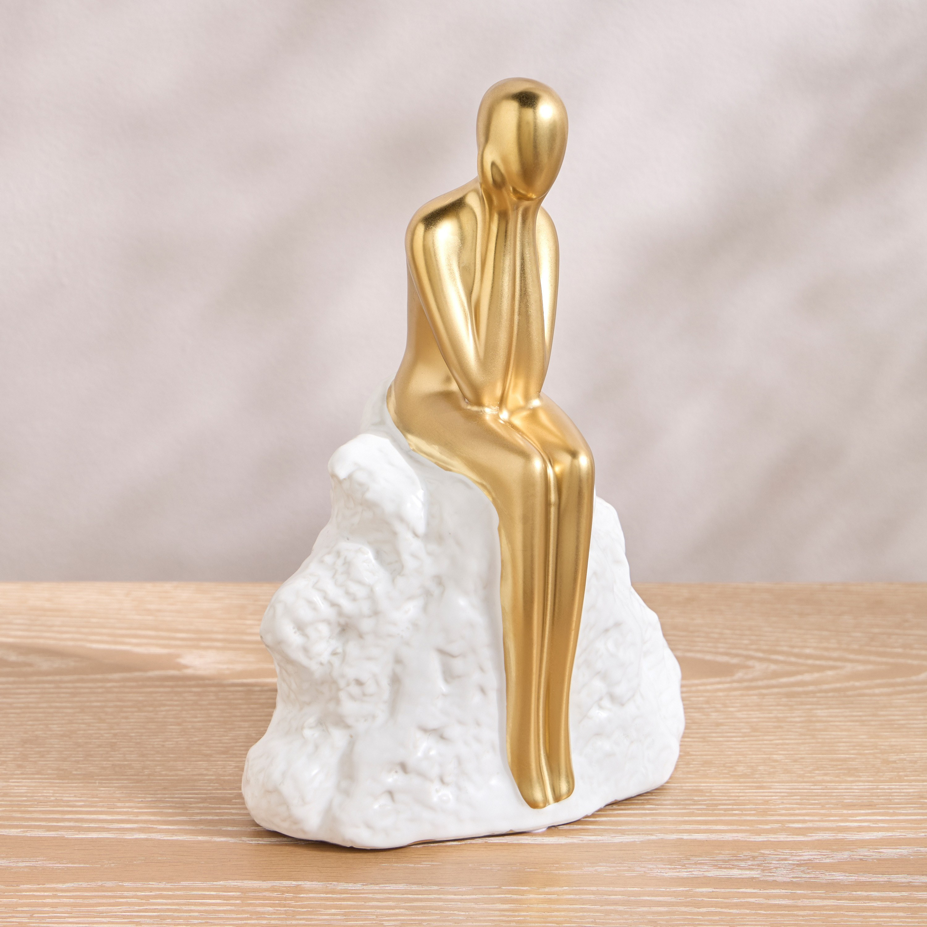 Fatima Lady Sitting Decorative Figurine-household-decor-decorativeobjectsandsculptures-image-1