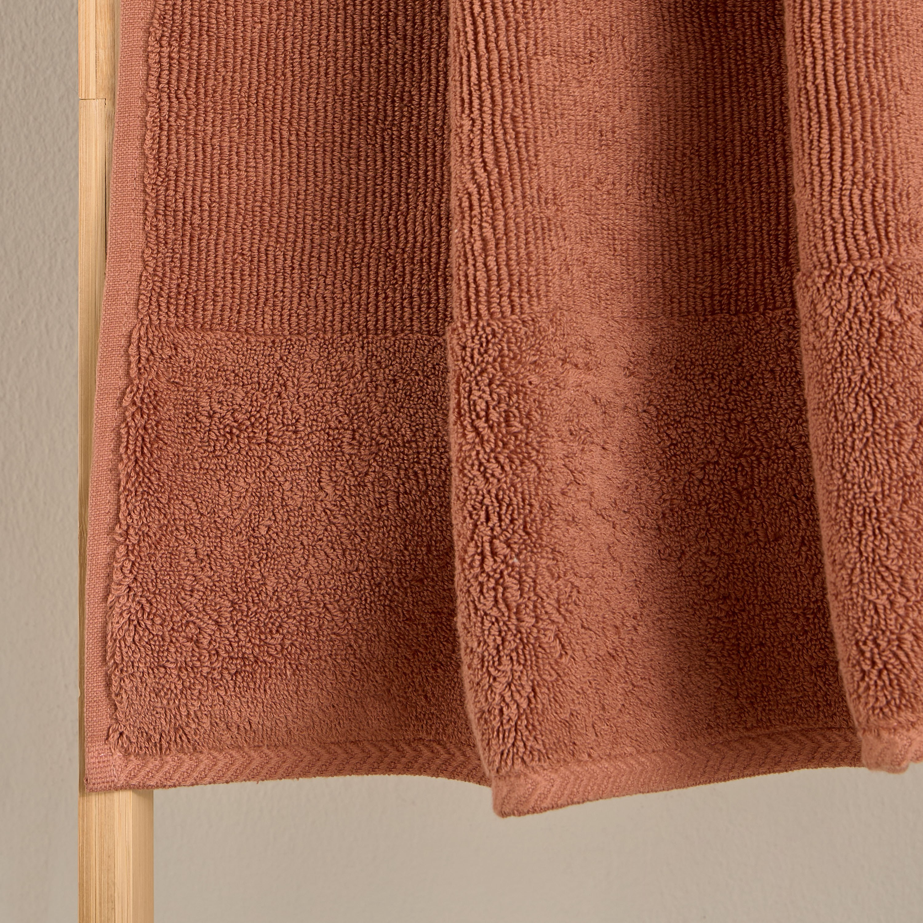 Ribbed 600 GSM Turkish Bath Towel - 70x140 cm-household-bathandlaundry-bathlinen-towels-image-3
