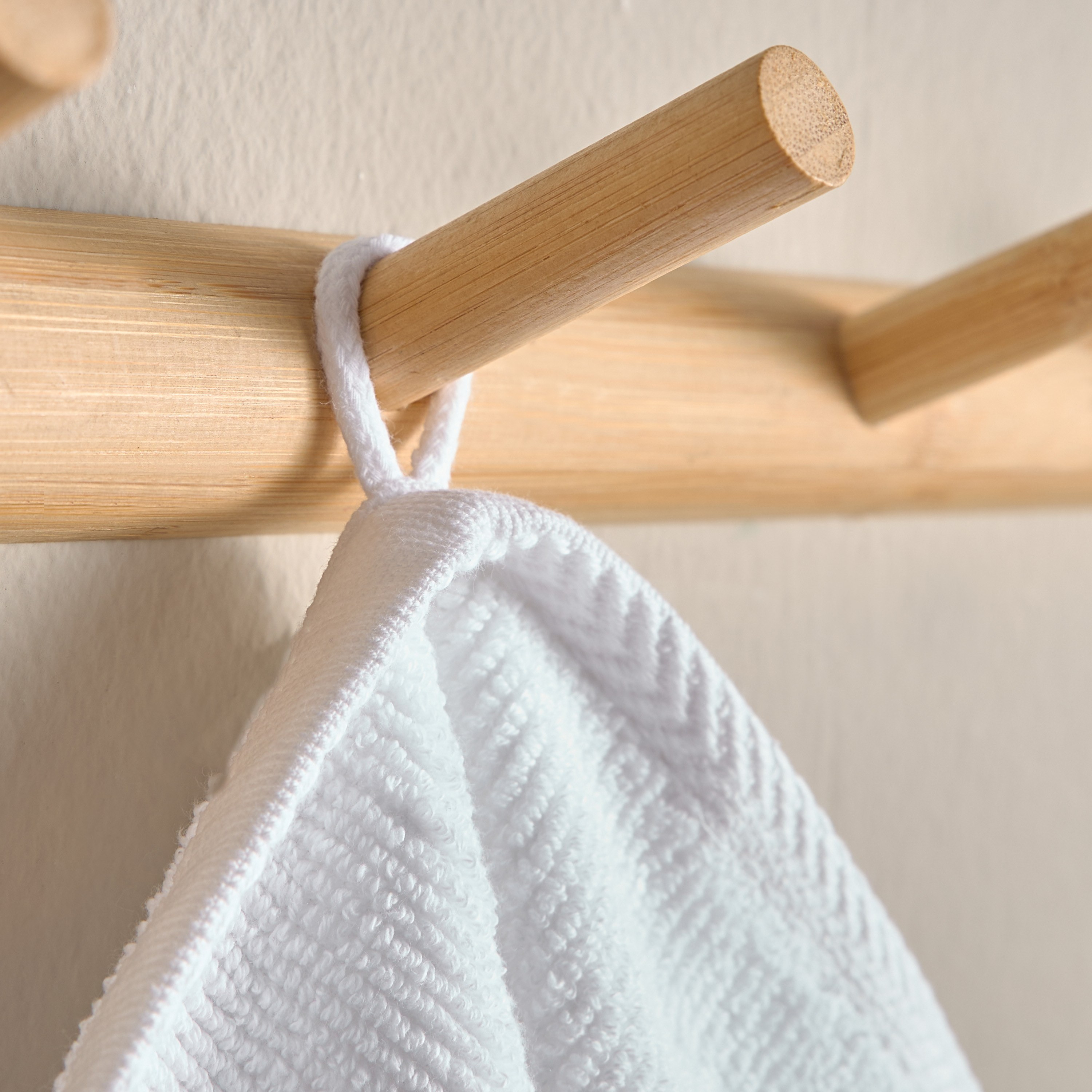 Ribbed 4-Piece Turkish Cotton Fingertip Towel Set - 30x30 cm-household-bathandlaundry-bathlinen-towels-image-4
