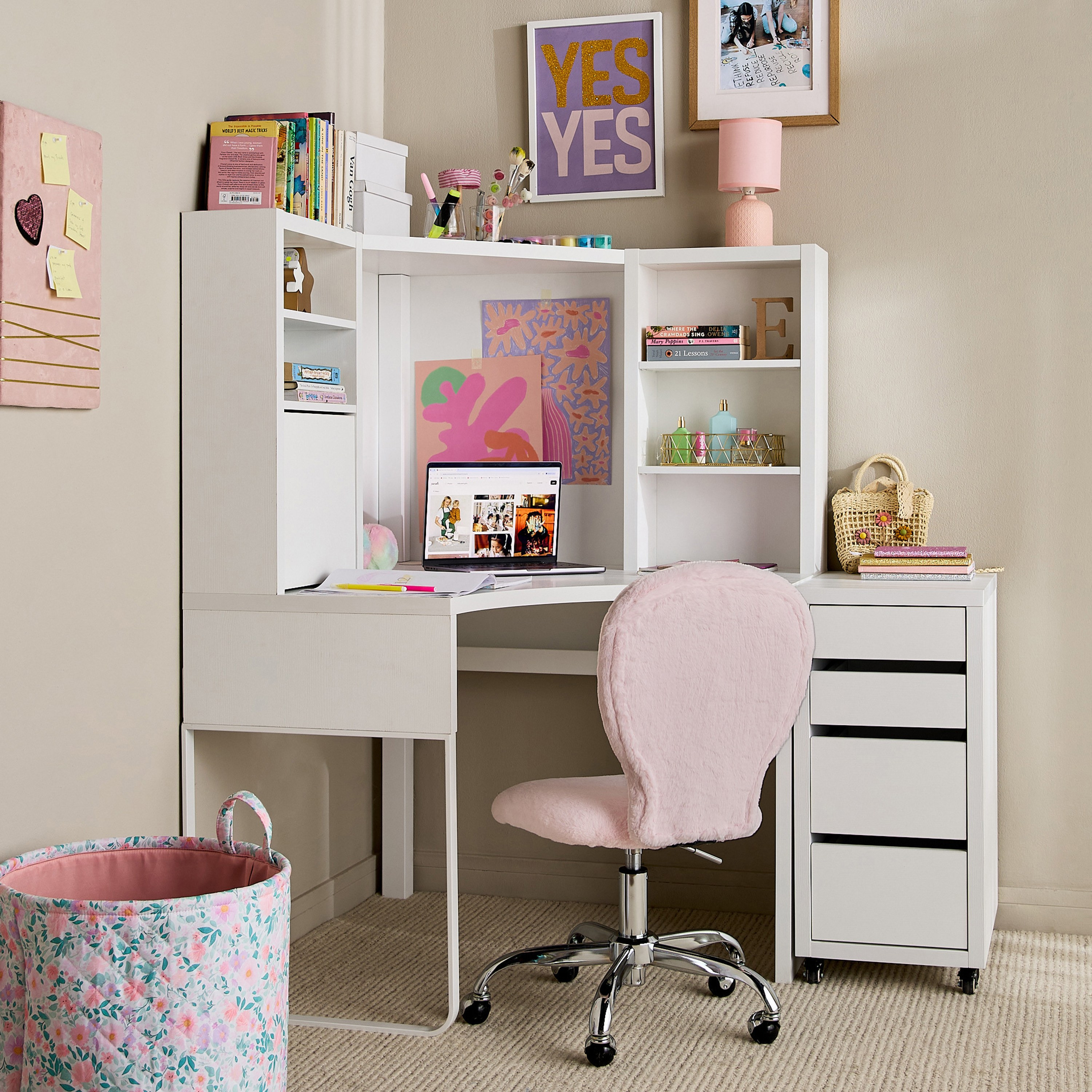 Fara Fur Round Chair-babyandkids-roomfurniture-chairsandstools-image-7