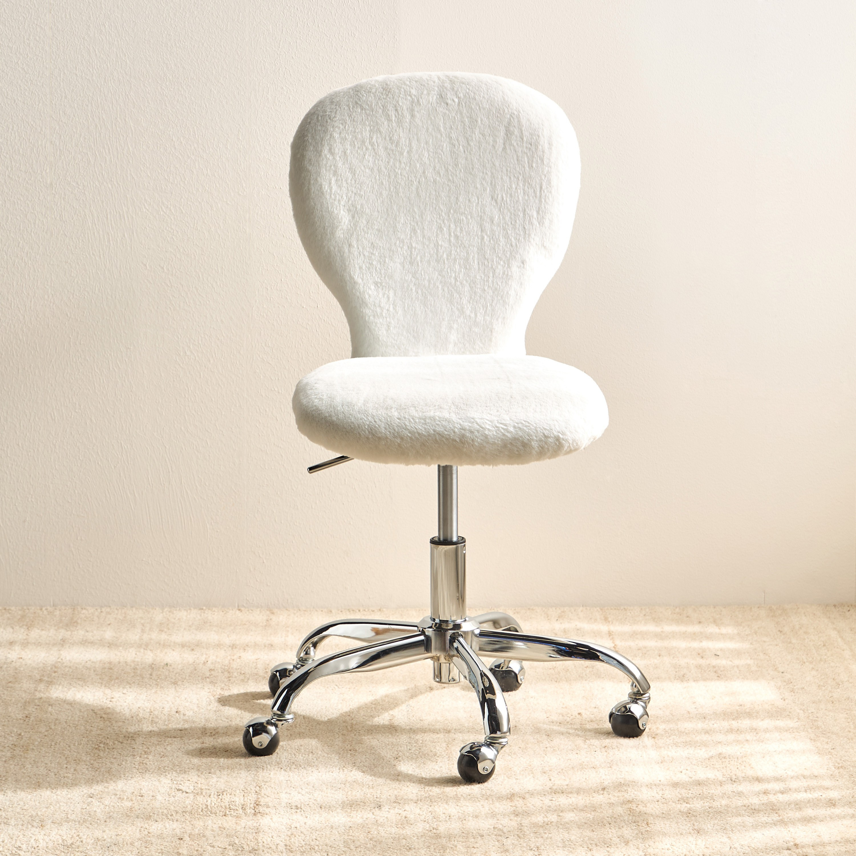 Fara Fur Chair-babyandkids-roomfurniture-chairsandstools-image-3
