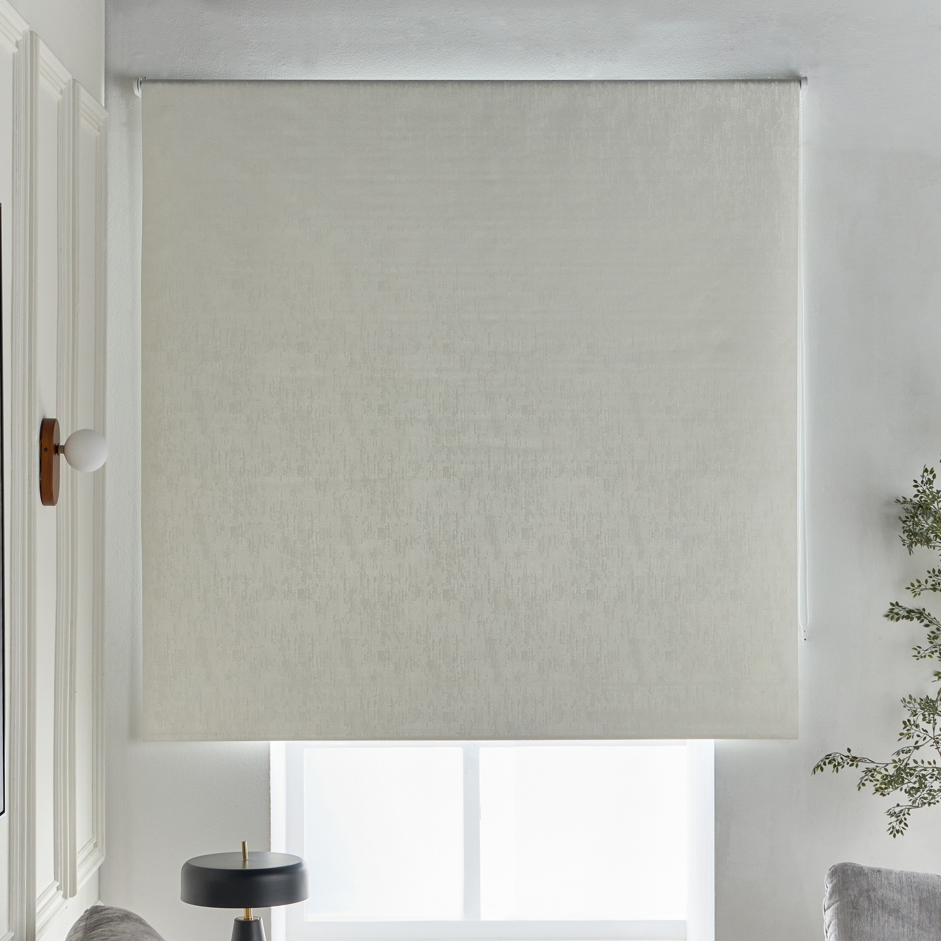 Elegante Blackout Roller Blind - 180x240 cm-household-windows-blinds-image-1