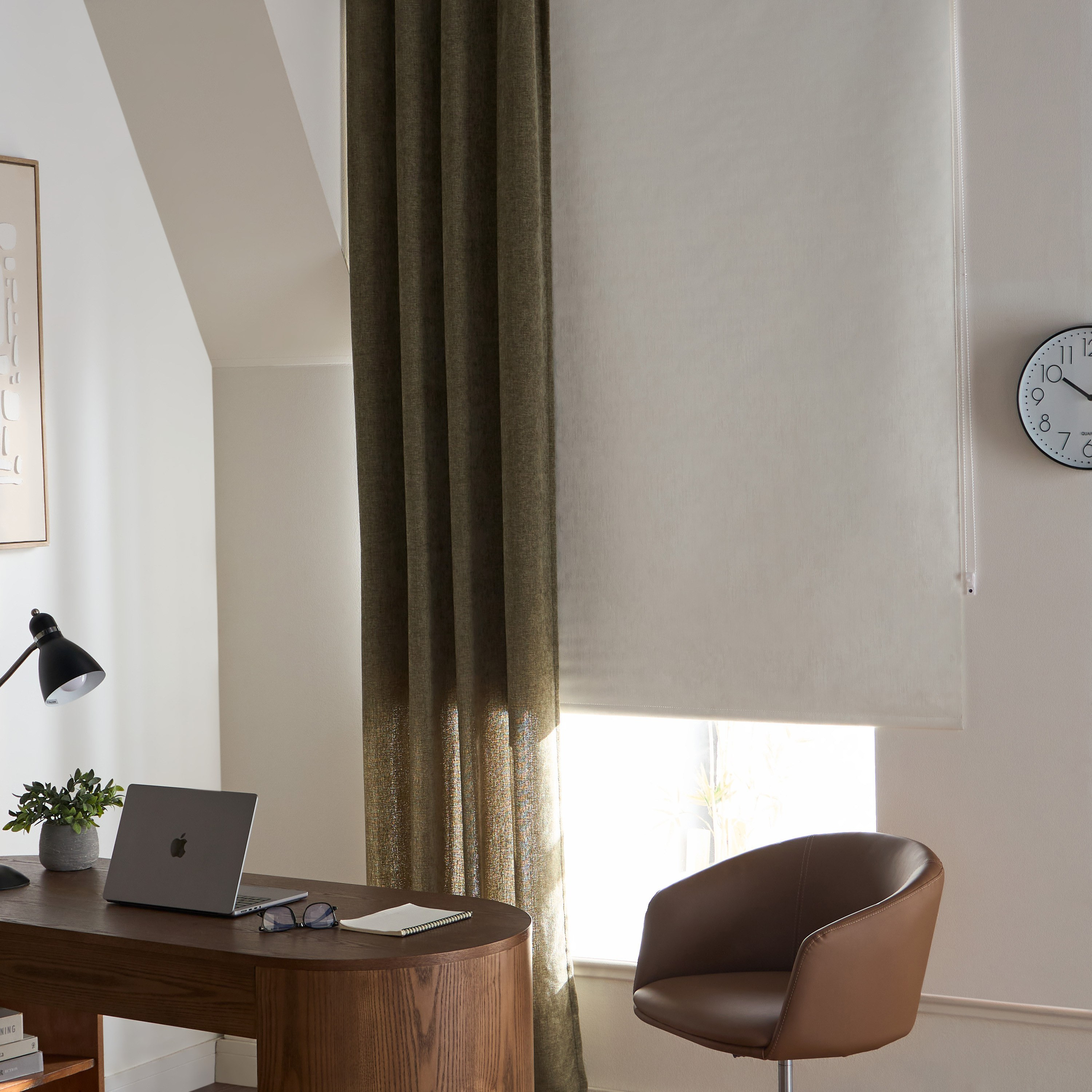 Elegante Blackout Roller Blind - 210x240 cm-household-windows-blinds-image-5