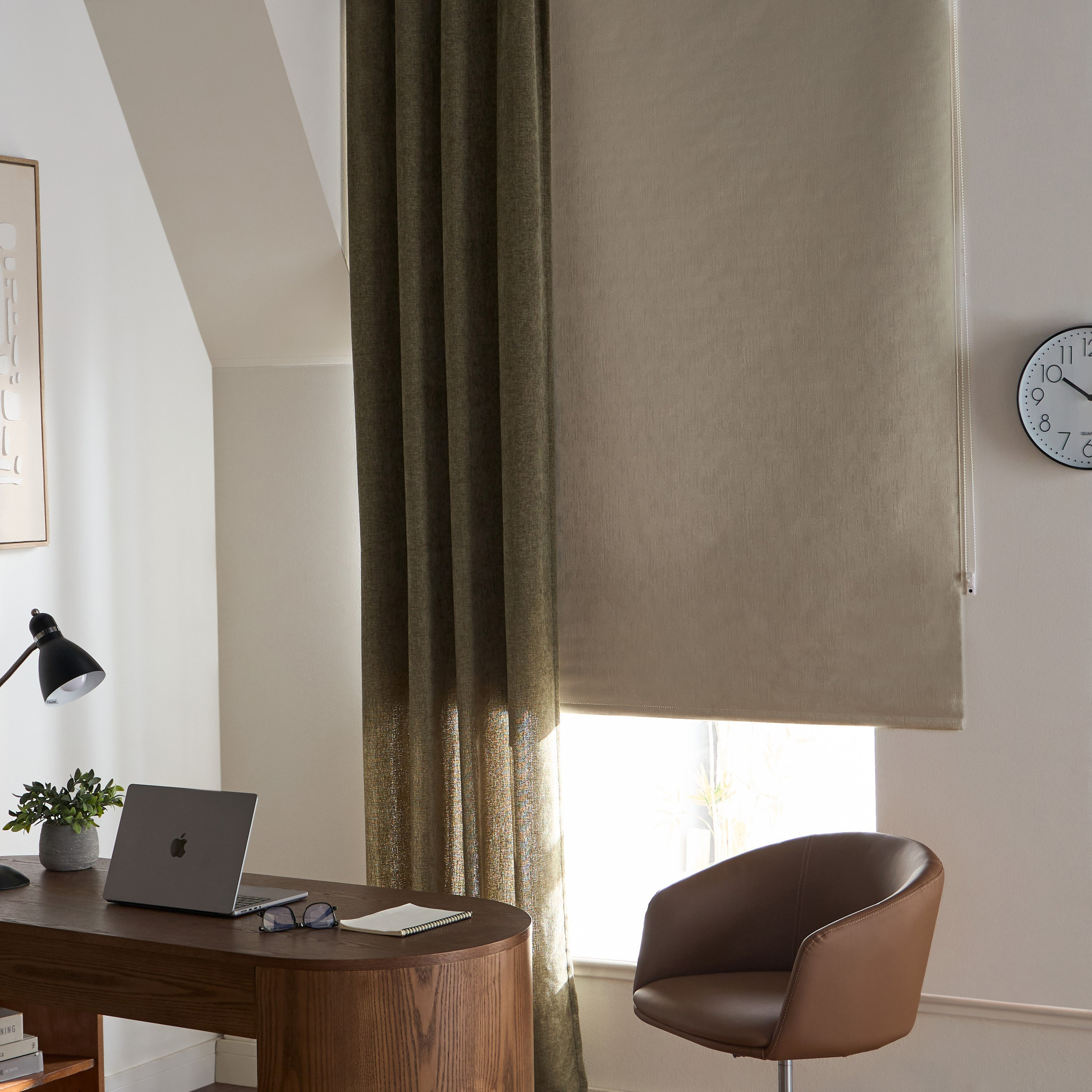Elegante Blackout Roller Blind - 210x240 cm-household-windows-blinds-image-5