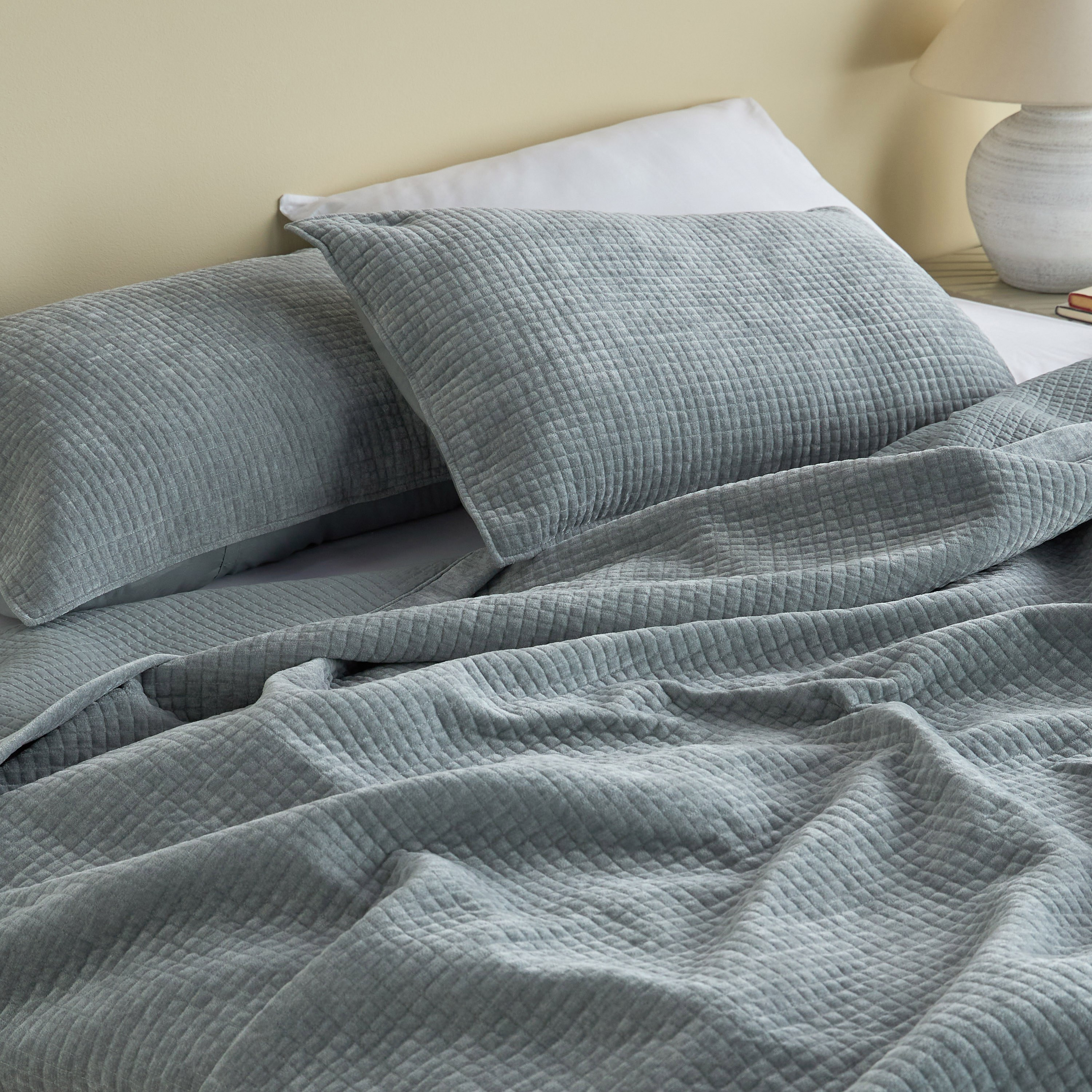 Ava Chenille Quilted 3-Piece Super King Bedspread Set - 240x260 cm-household-bedding-comfortersandbedspreads-bedspreads-image-5