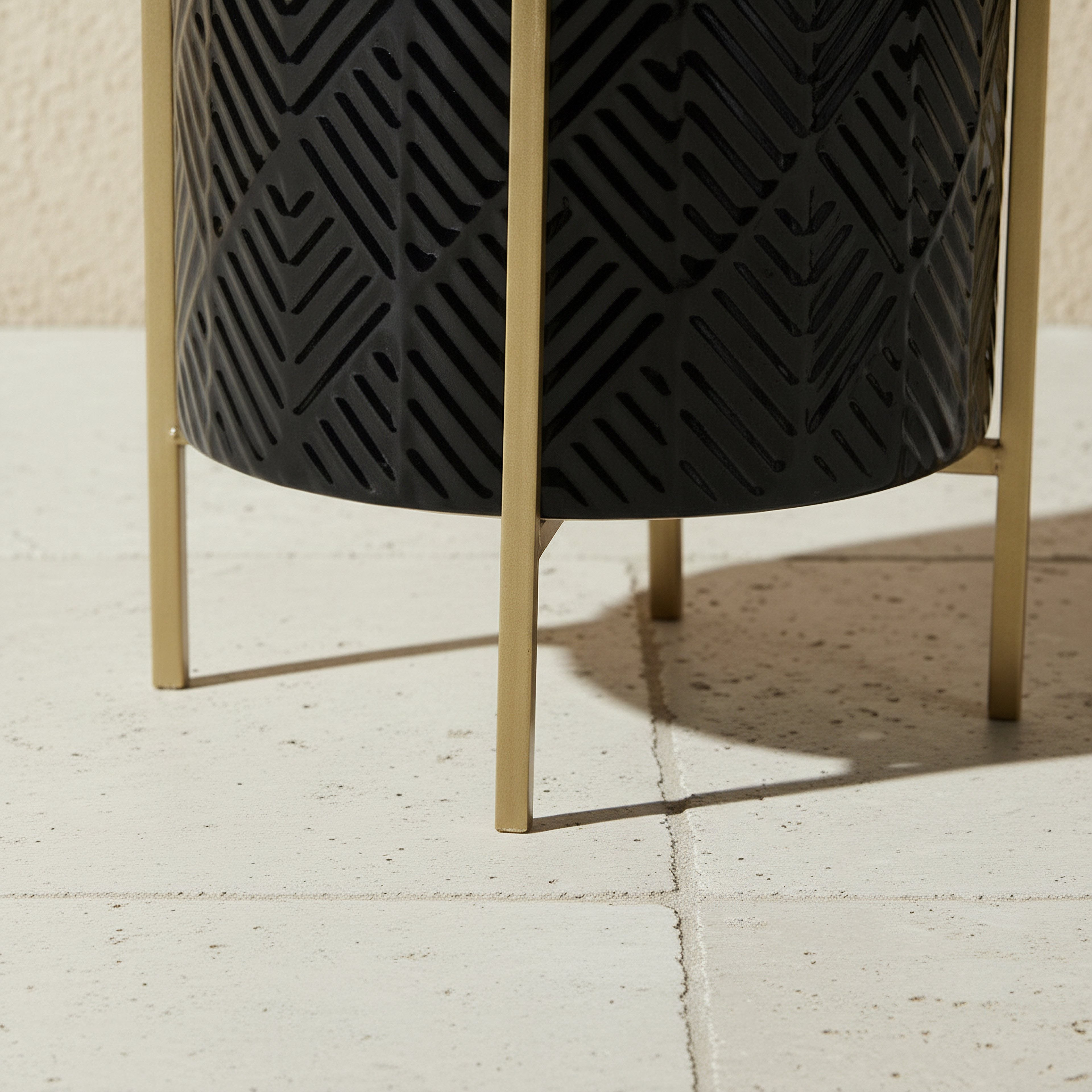 Gala Ceramic Planter - 22 cm-household-gardenandoutdoor-potsandplanters-planters-image-3