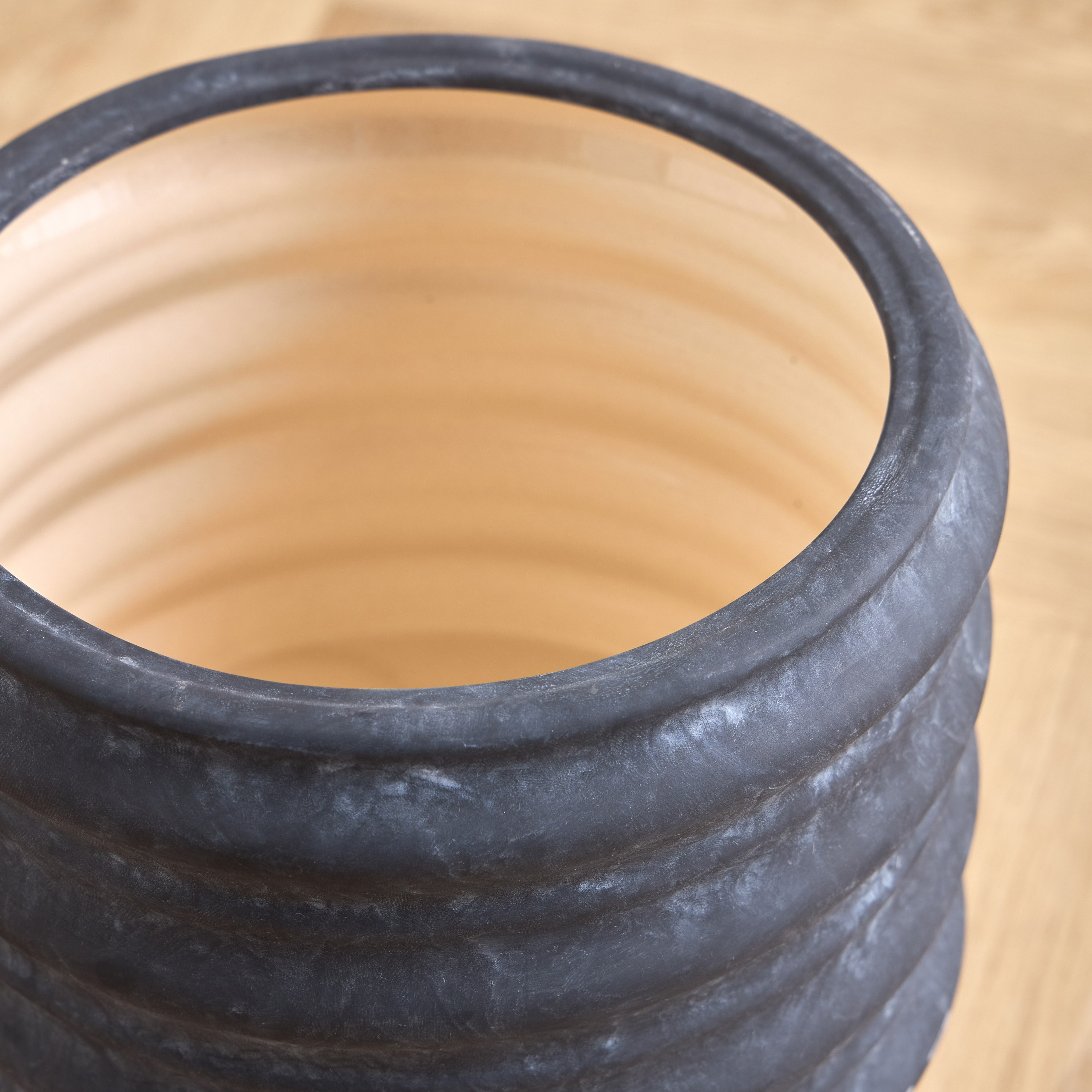 Anthia Ceramic Planter - 33 cm-household-gardenandoutdoor-potsandplanters-planters-image-3