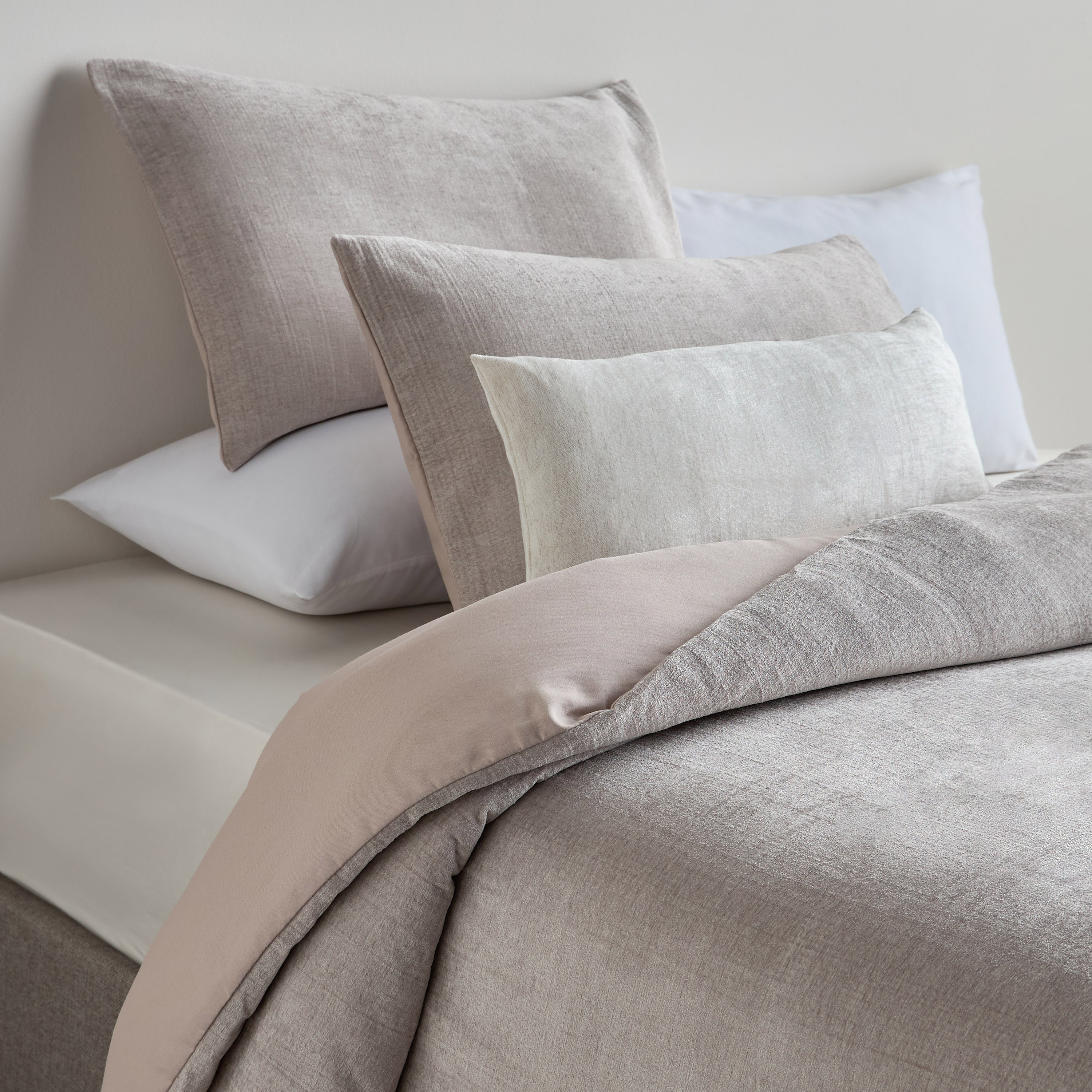 Renking Chenille Jacquard 4-Piece Super King Comforter Set - 240x260 cm-household-bedding-comfortersandbedspreads-comforters-image-1