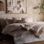 طقم شرشف ولحاف سوبر كينج قطن مطرز 6 قطع - كوبا - 260x240 سم-household-bedding-comfortersandbedspreads-bedinabag-image-1