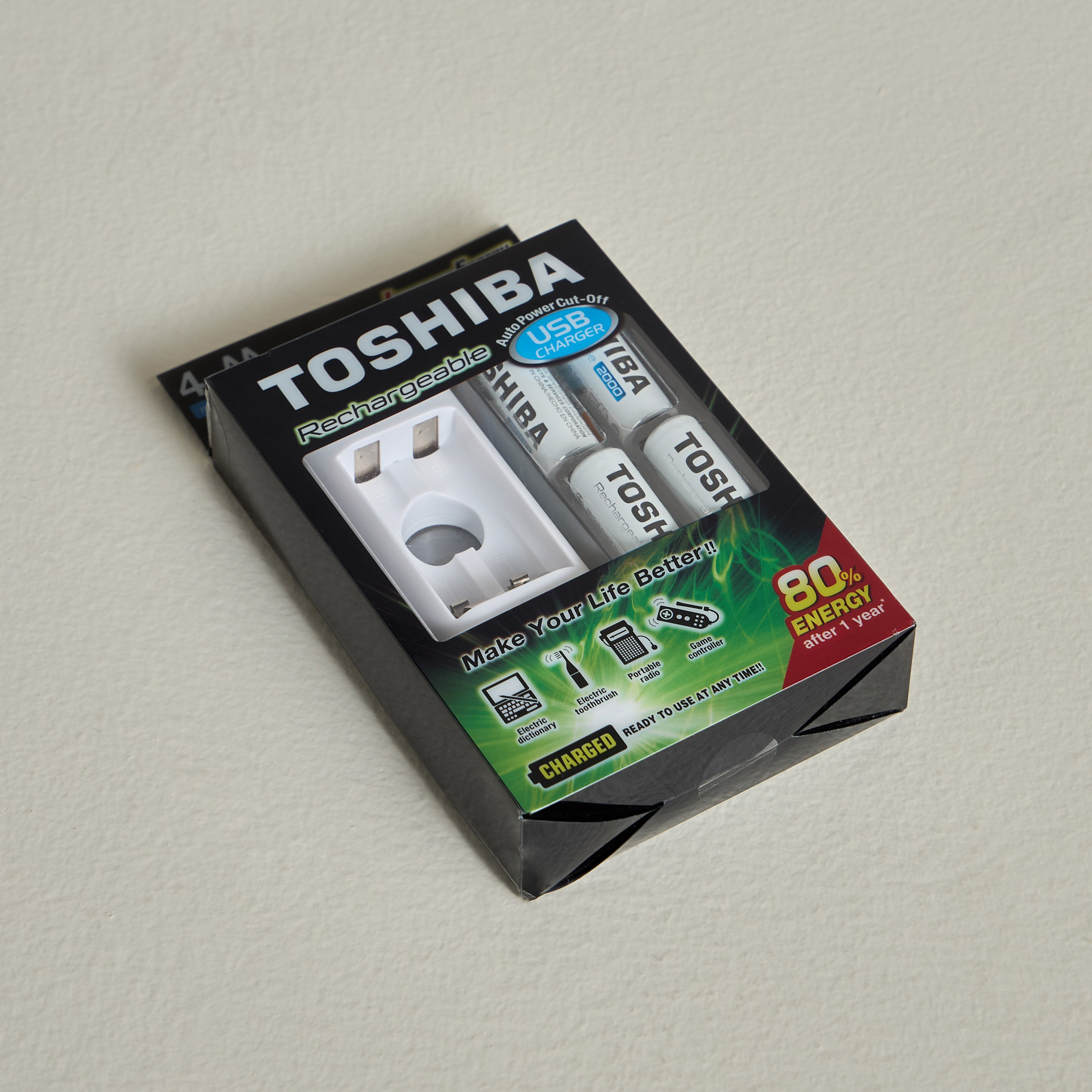 Toshiba 4-Piece USB Charger with AA Battery 2000MAH Set