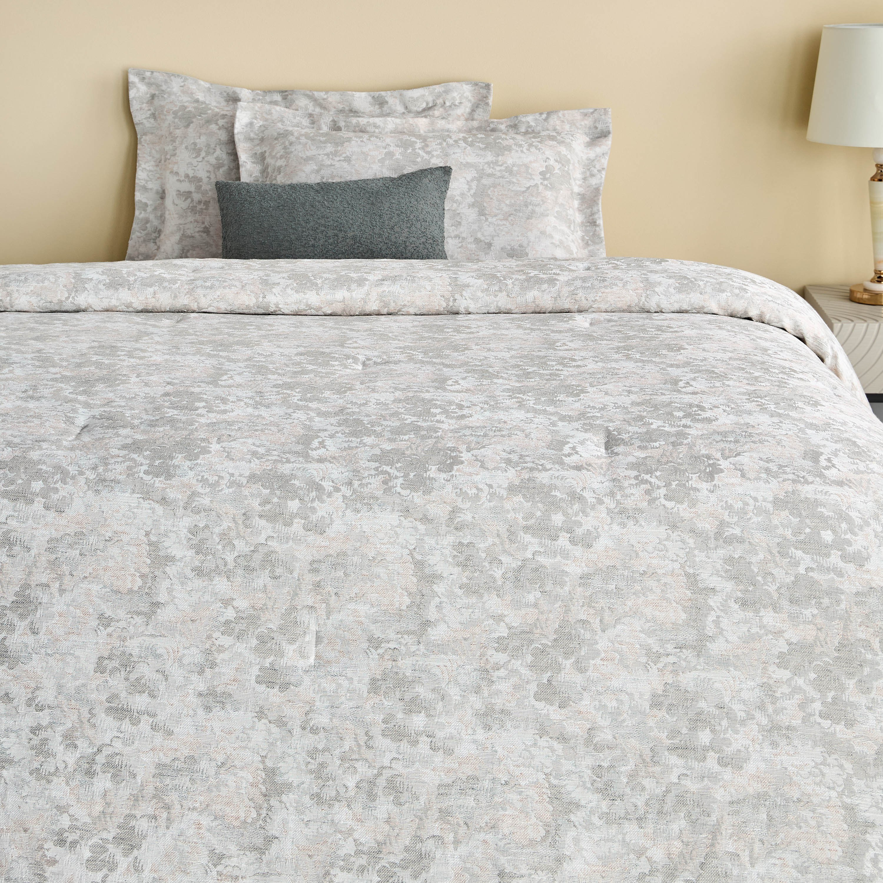 Cowen Jacquard 210 Thread Count 4-Piece Super King Comforter Set - 250x260 cm-household-bedding-comfortersandbedspreads-comforters-image-2