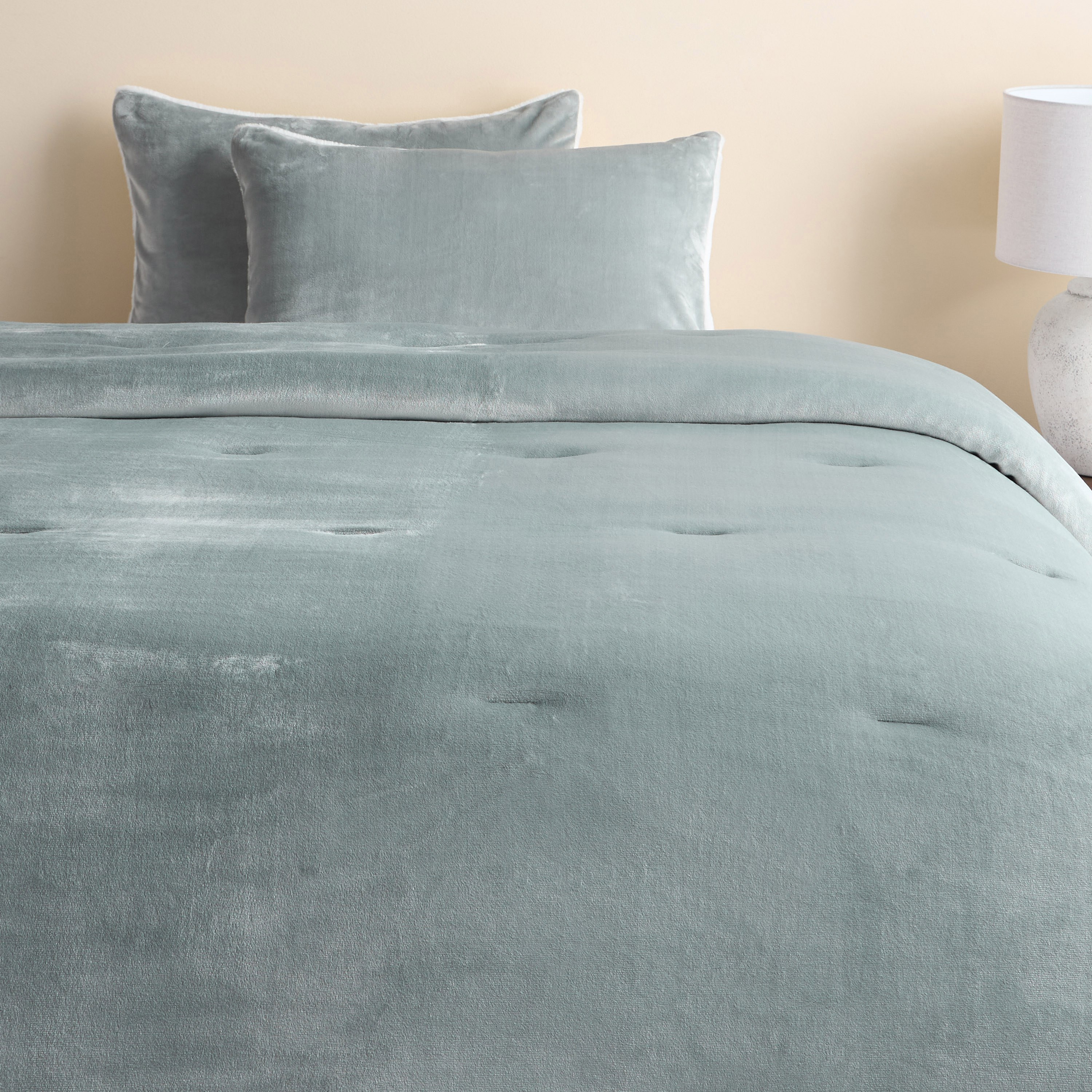 Opal Flannel 3-Piece Full Comforter Set - 150x240 cm-household-bedding-comfortersandbedspreads-comforters-image-2