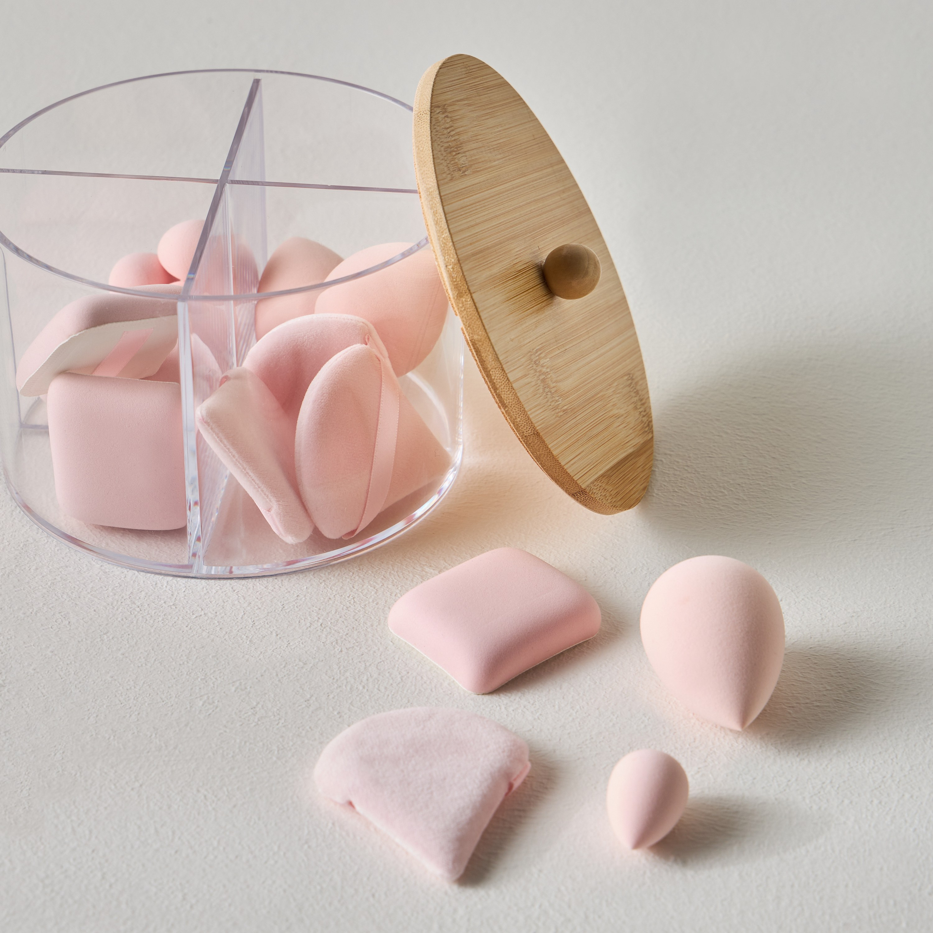 Clara Beauty Organiser with Makeup Puffs and Blenders-household-generalaccessories-hygieneessentials-image-3